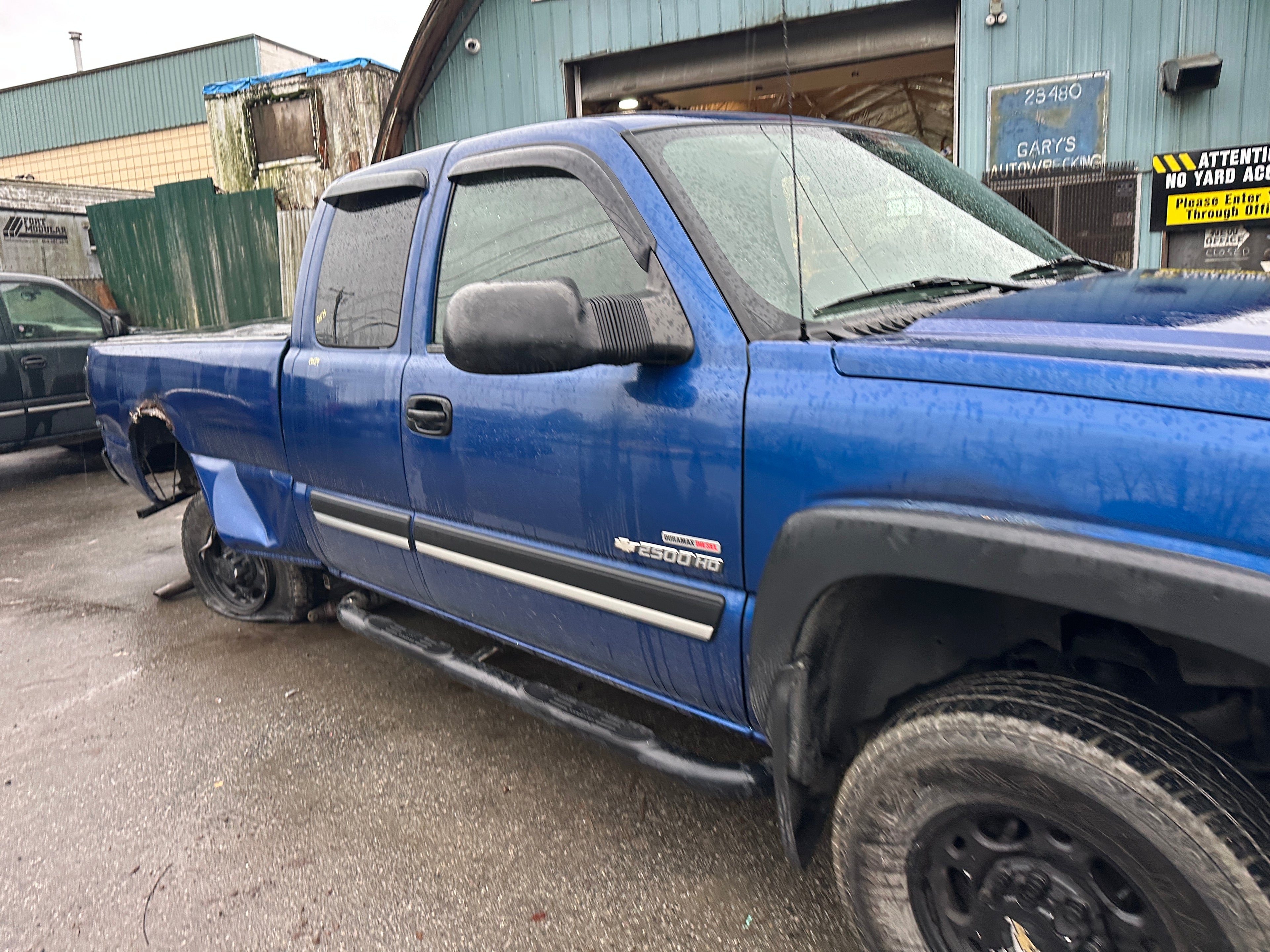 2004 Chevrolet Silverado C2500HD 6.6 LLY Duramax – C2539