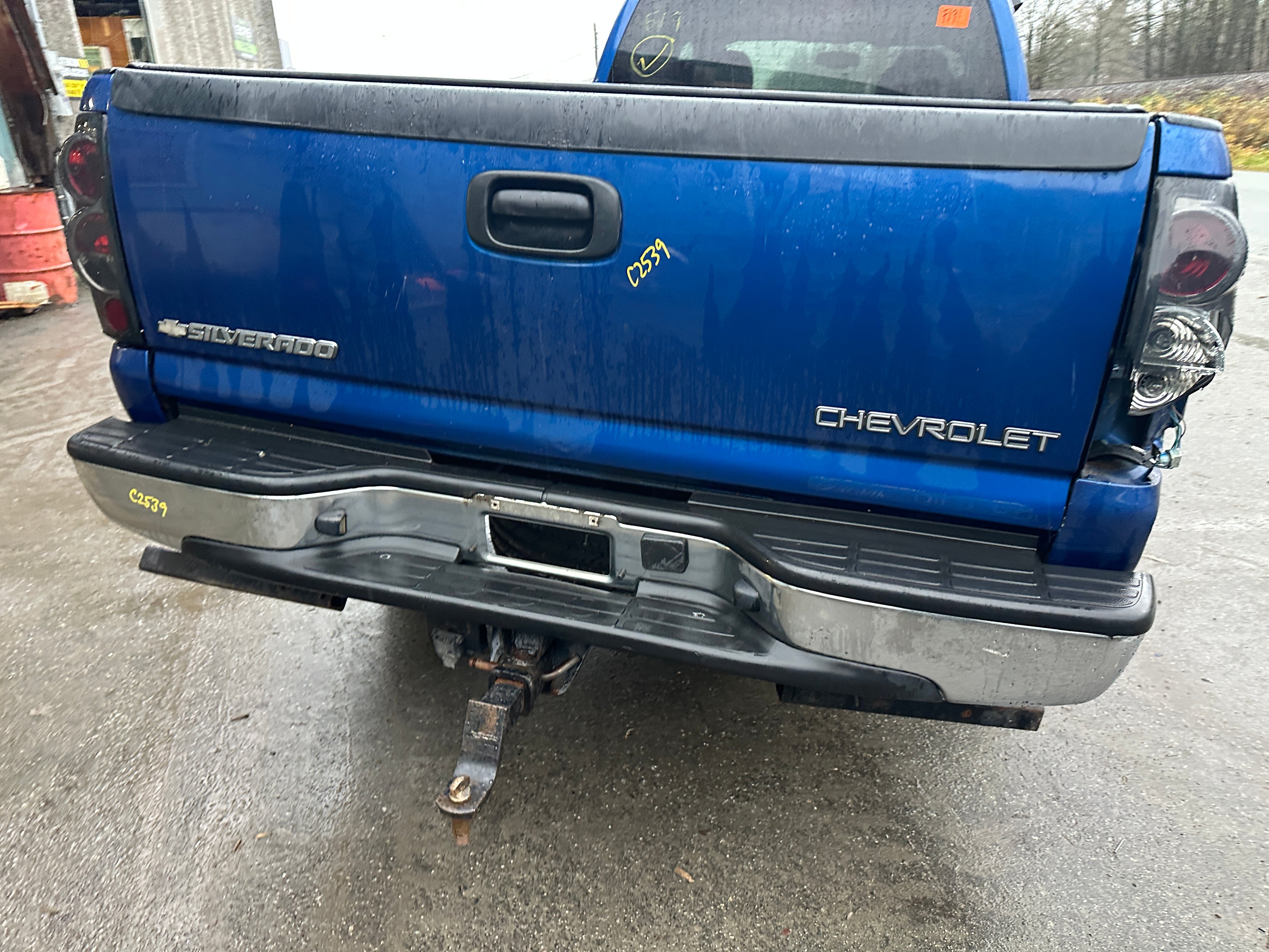 2004 Chevrolet Silverado C2500HD 6.6 LLY Duramax – C2539