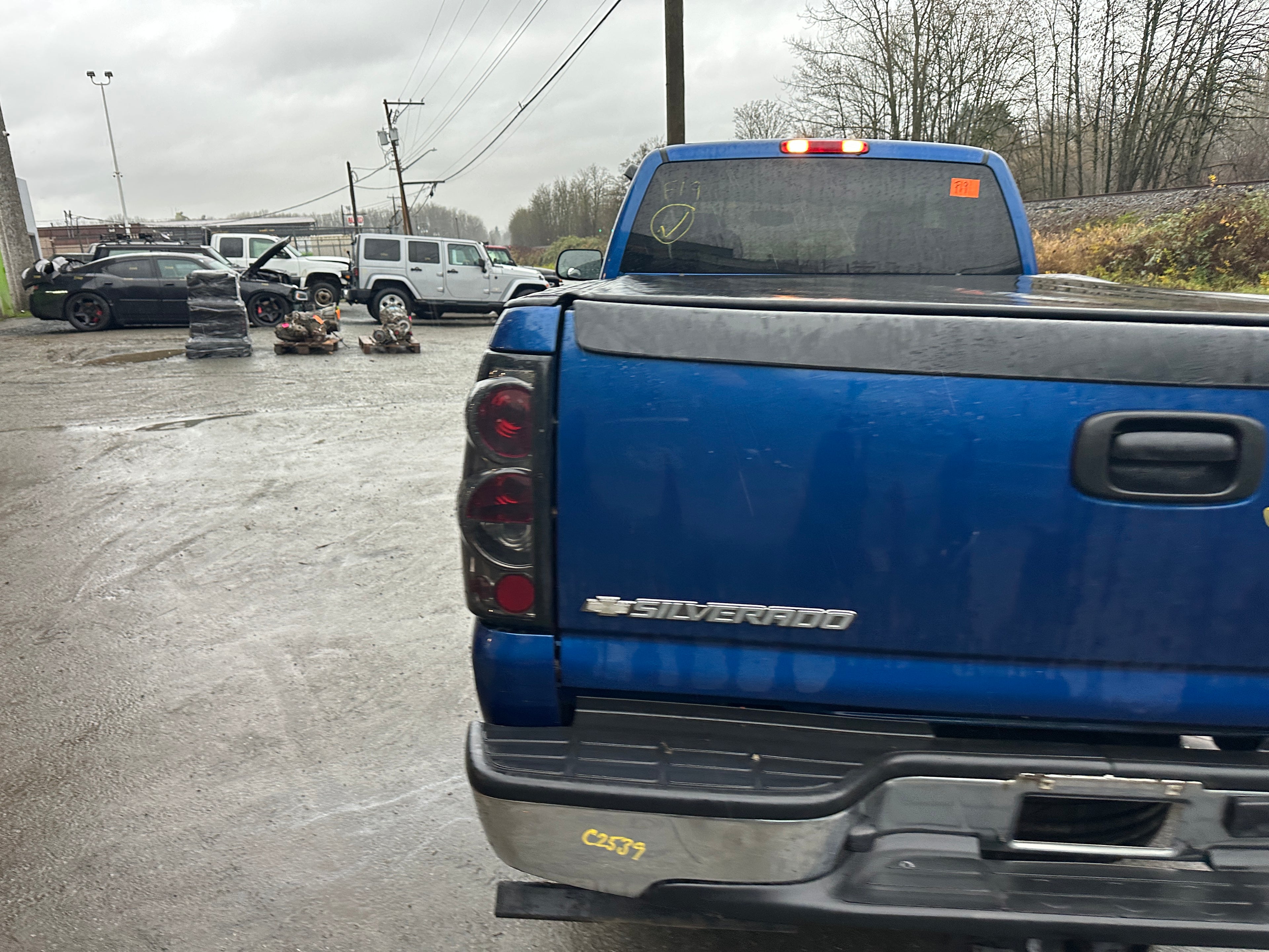 2004 Chevrolet Silverado C2500HD 6.6 LLY Duramax – C2539