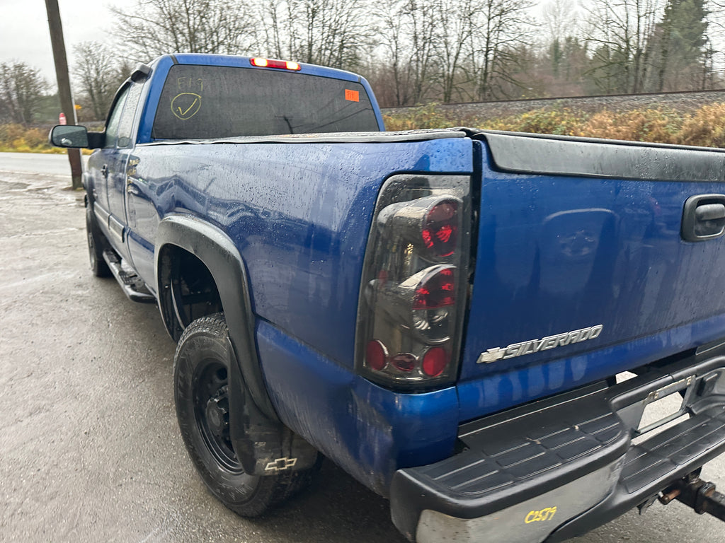 2004 Chevrolet Silverado C2500HD 6.6 LLY Duramax – C2539