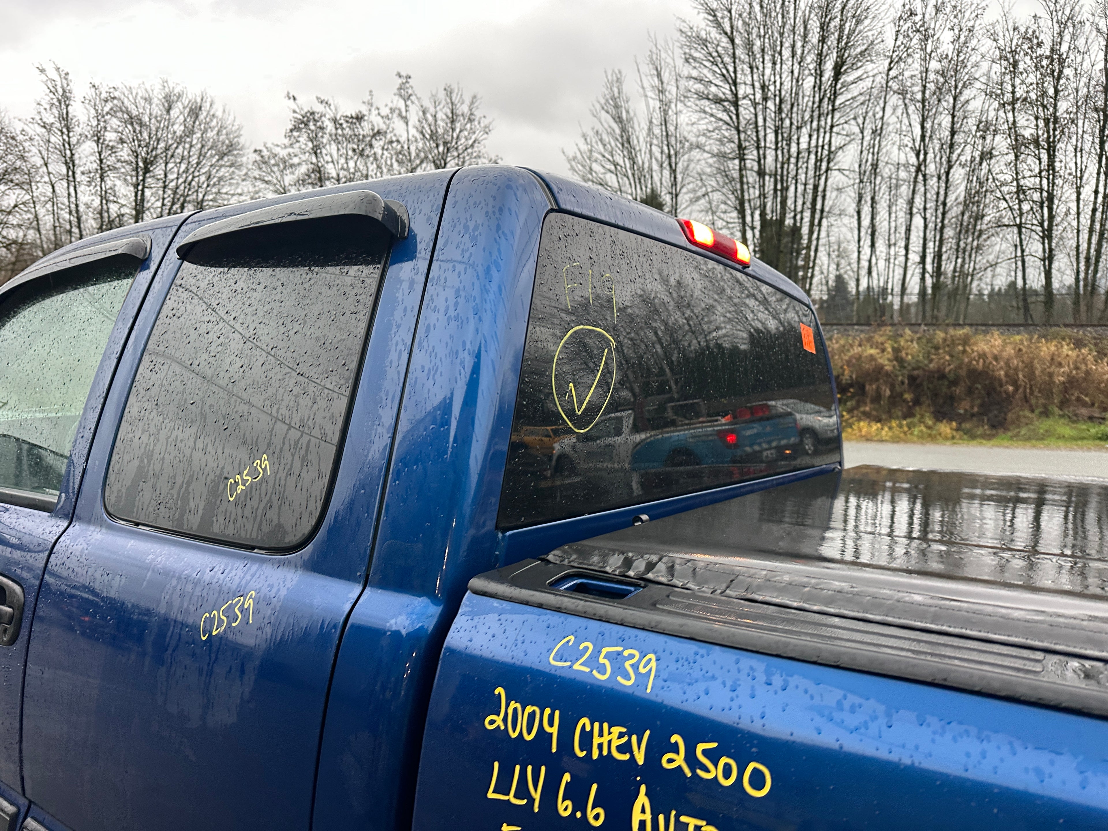 2004 Chevrolet Silverado C2500HD 6.6 LLY Duramax – C2539