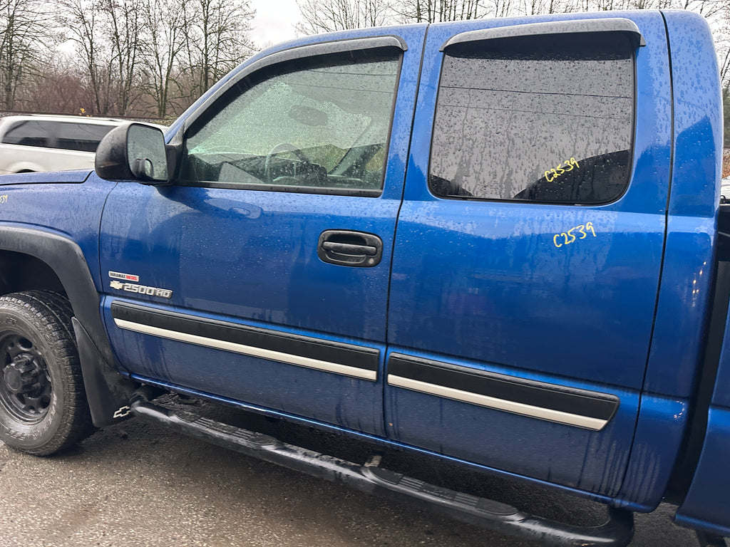 2004 Chevrolet Silverado C2500HD 6.6 LLY Duramax – C2539