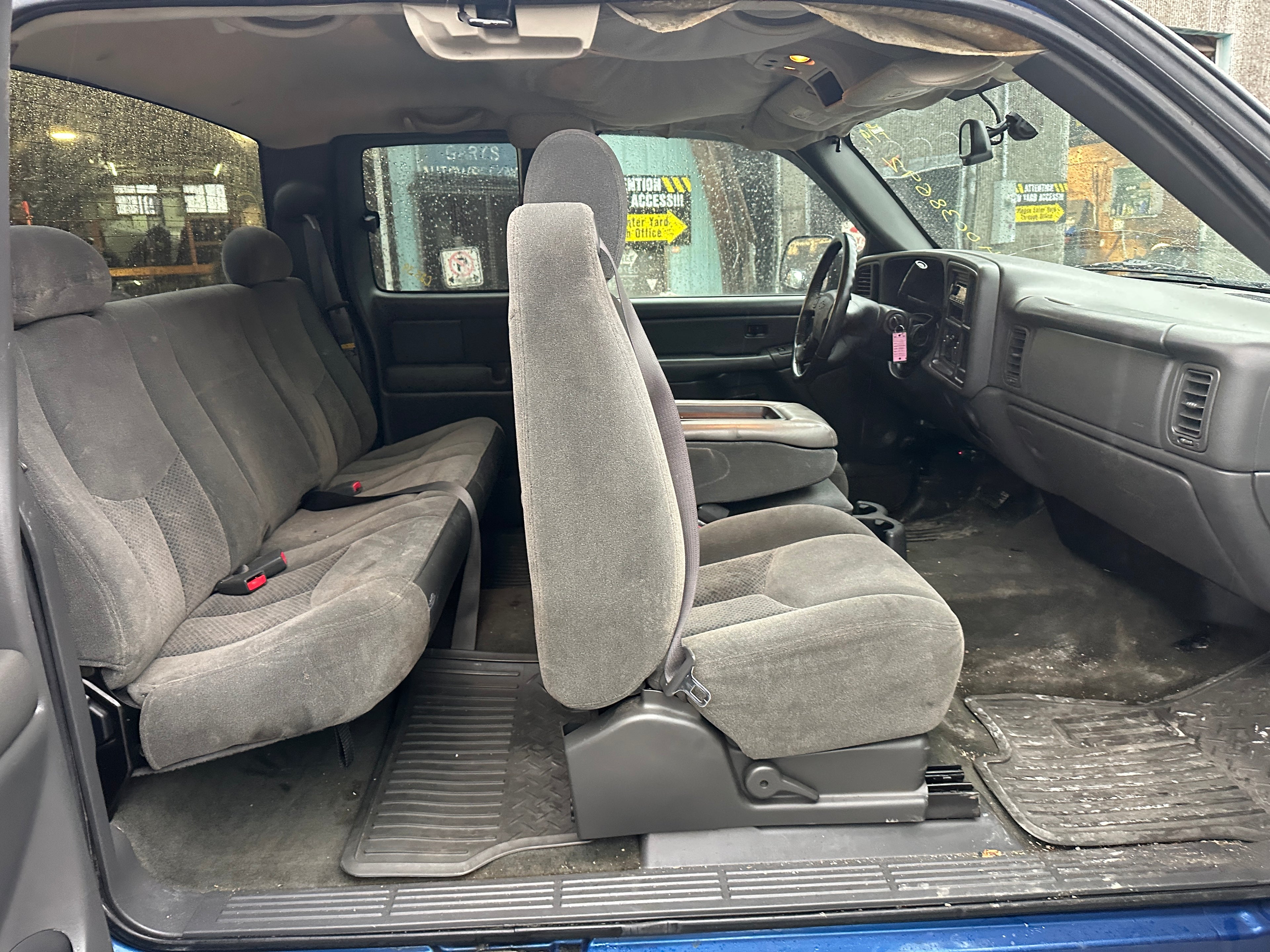 2004 Chevrolet Silverado C2500HD 6.6 LLY Duramax – C2539