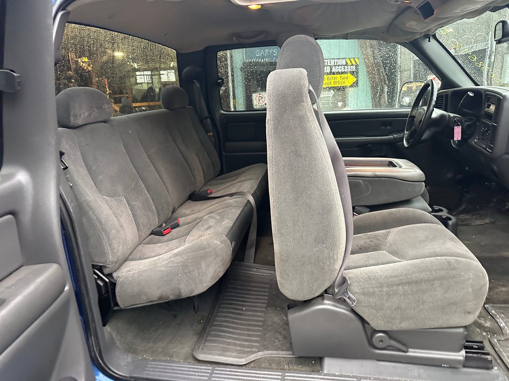 2004 Chevrolet Silverado C2500HD 6.6 LLY Duramax – C2539