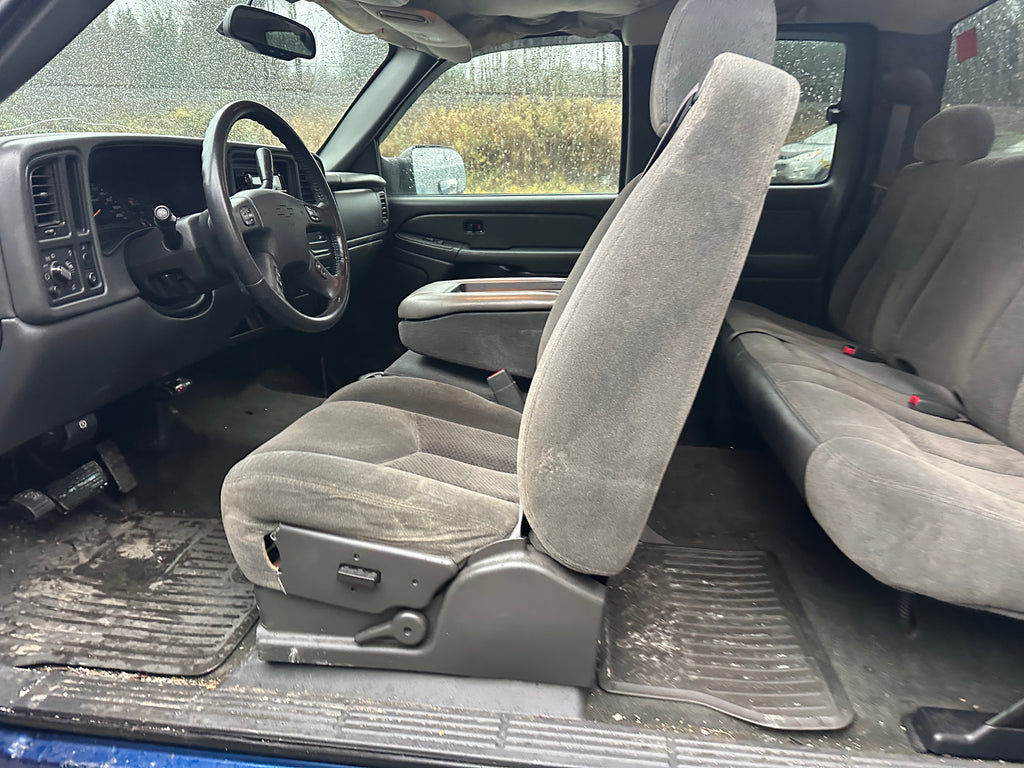 2004 Chevrolet Silverado C2500HD 6.6 LLY Duramax – C2539