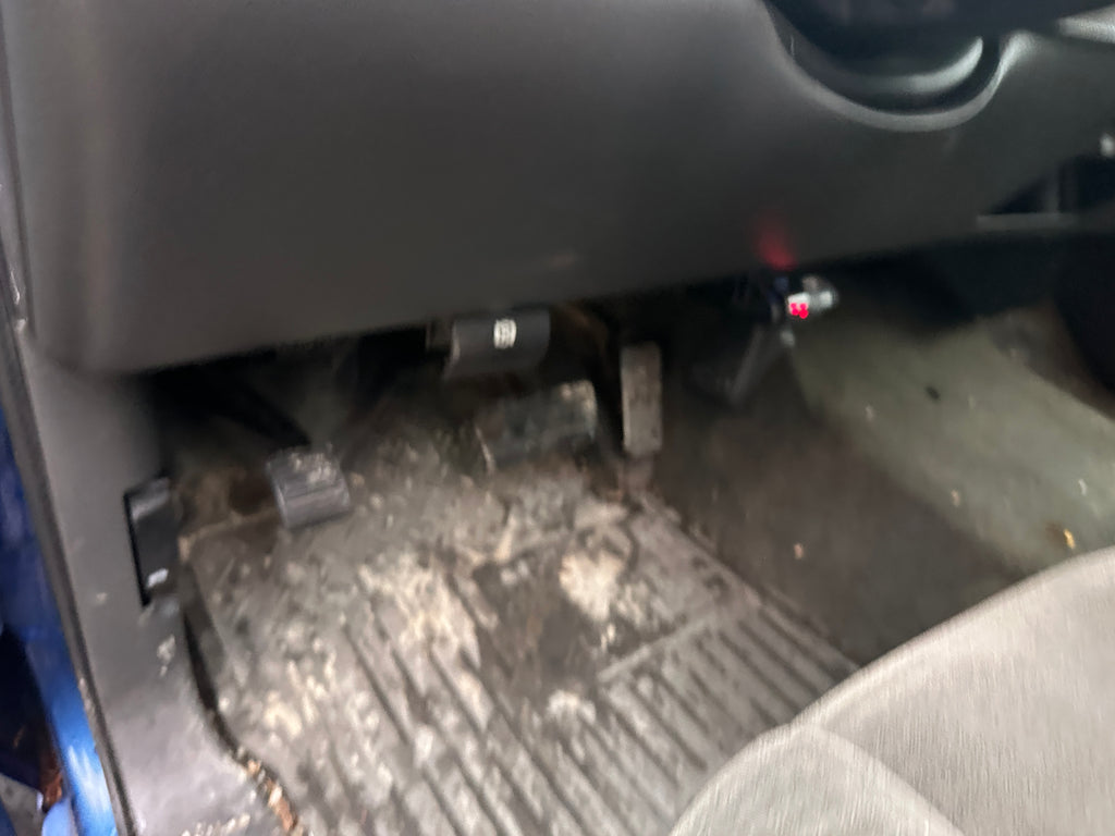 2004 Chevrolet Silverado C2500HD 6.6 LLY Duramax – C2539