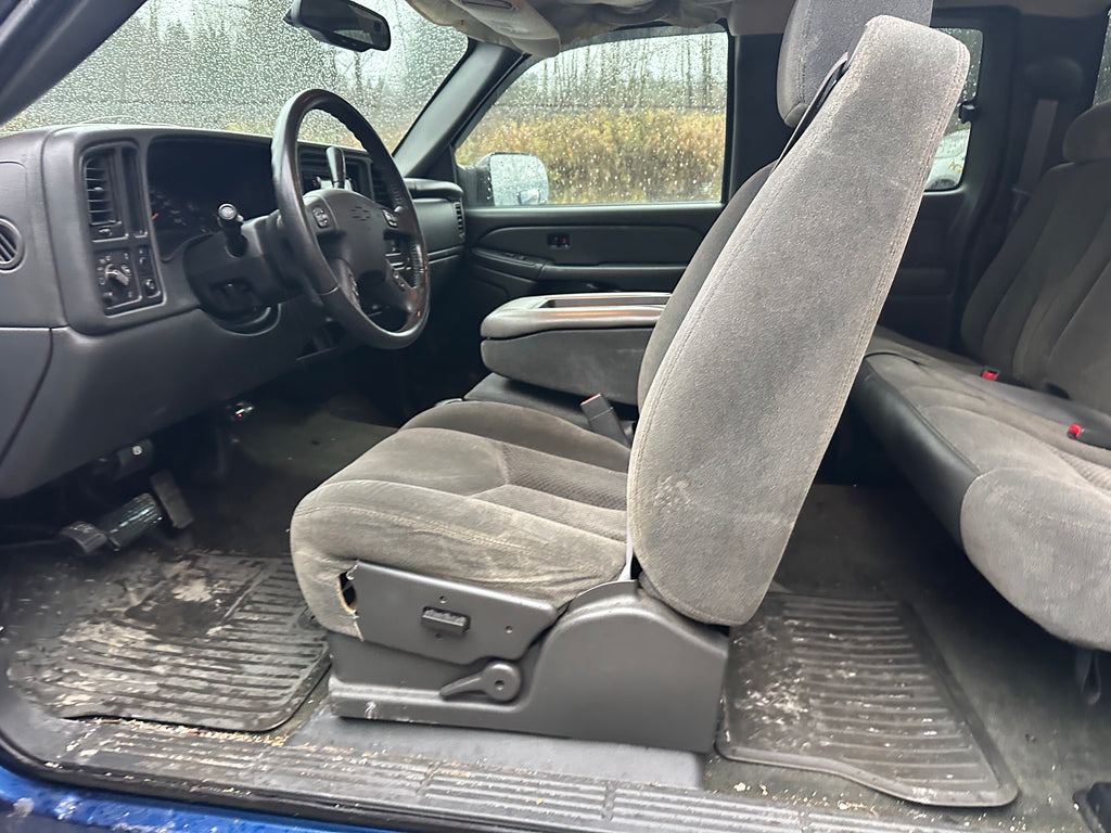 2004 Chevrolet Silverado C2500HD 6.6 LLY Duramax – C2539