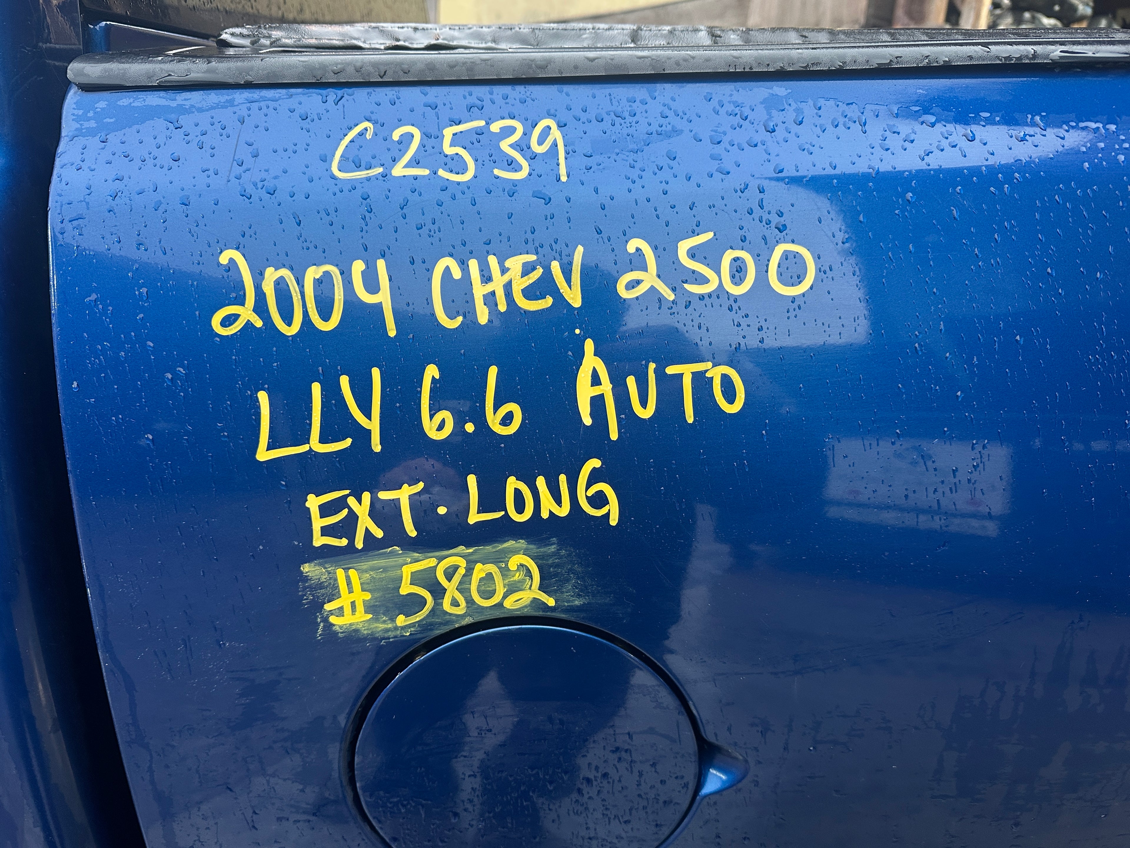 2004 Chevrolet Silverado C2500HD 6.6 LLY Duramax – C2539