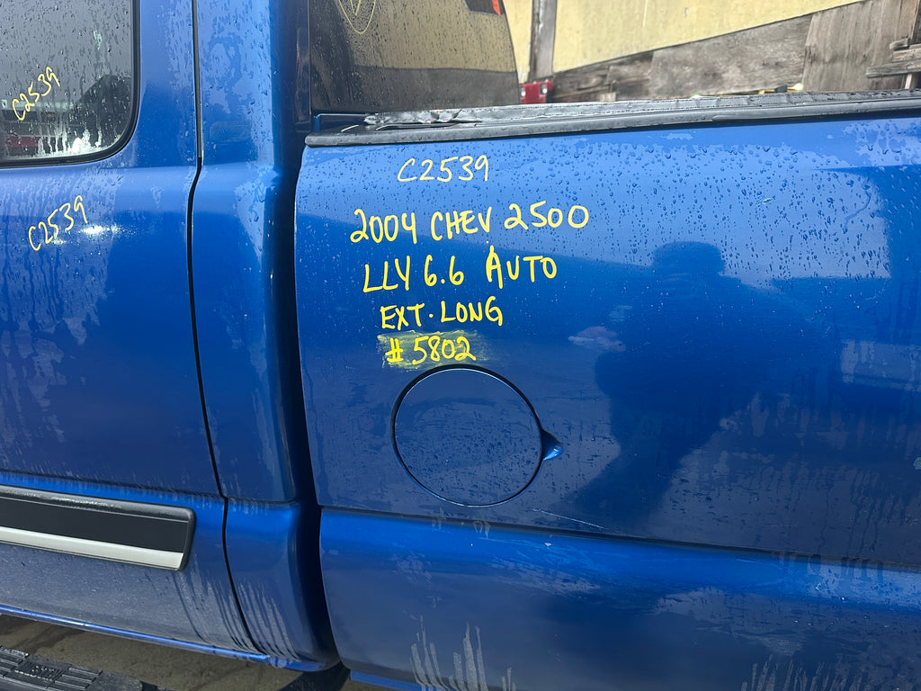 2004 Chevrolet Silverado C2500HD 6.6 LLY Duramax – C2539