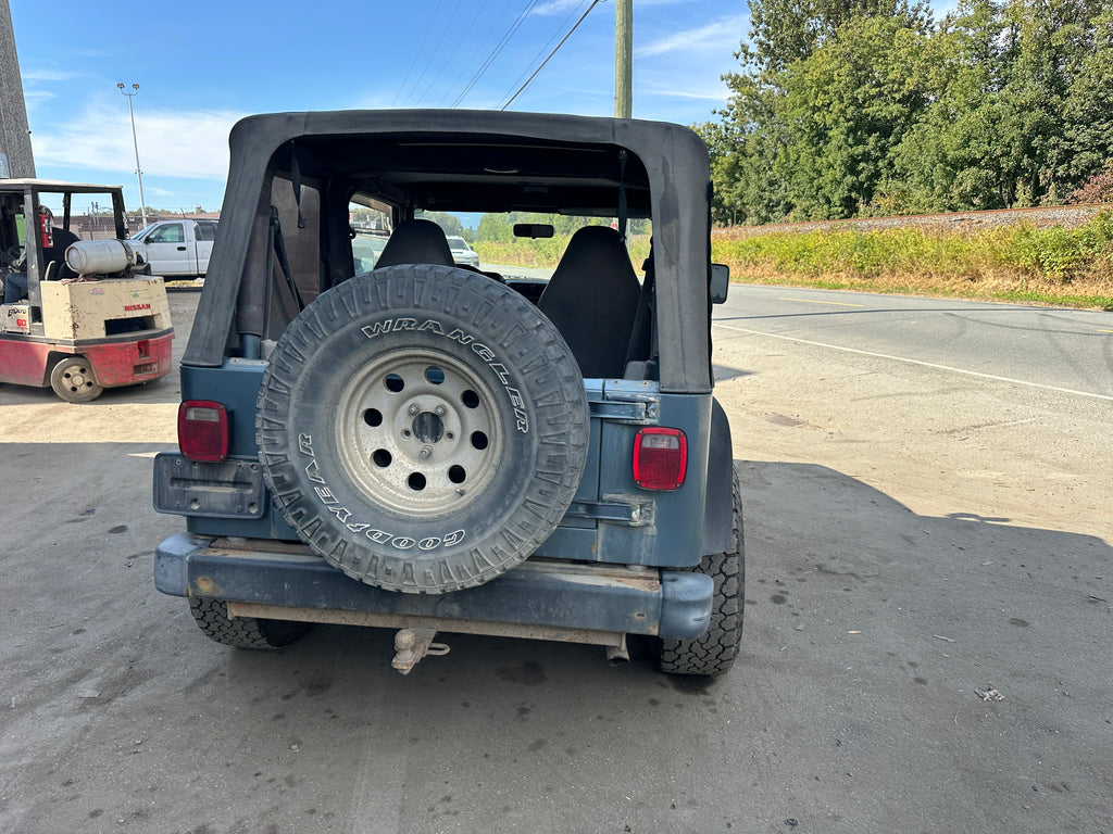 1998 Jeep Wrangler TJ 2.5 – J2536