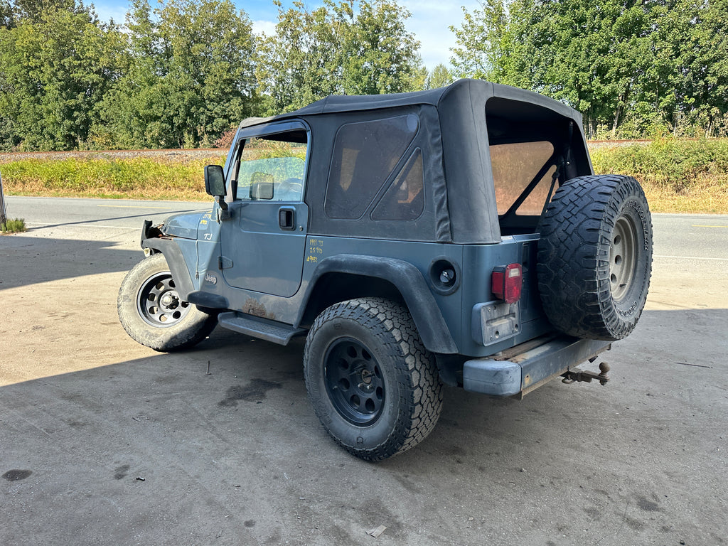 1998 Jeep Wrangler TJ 2.5 – J2536