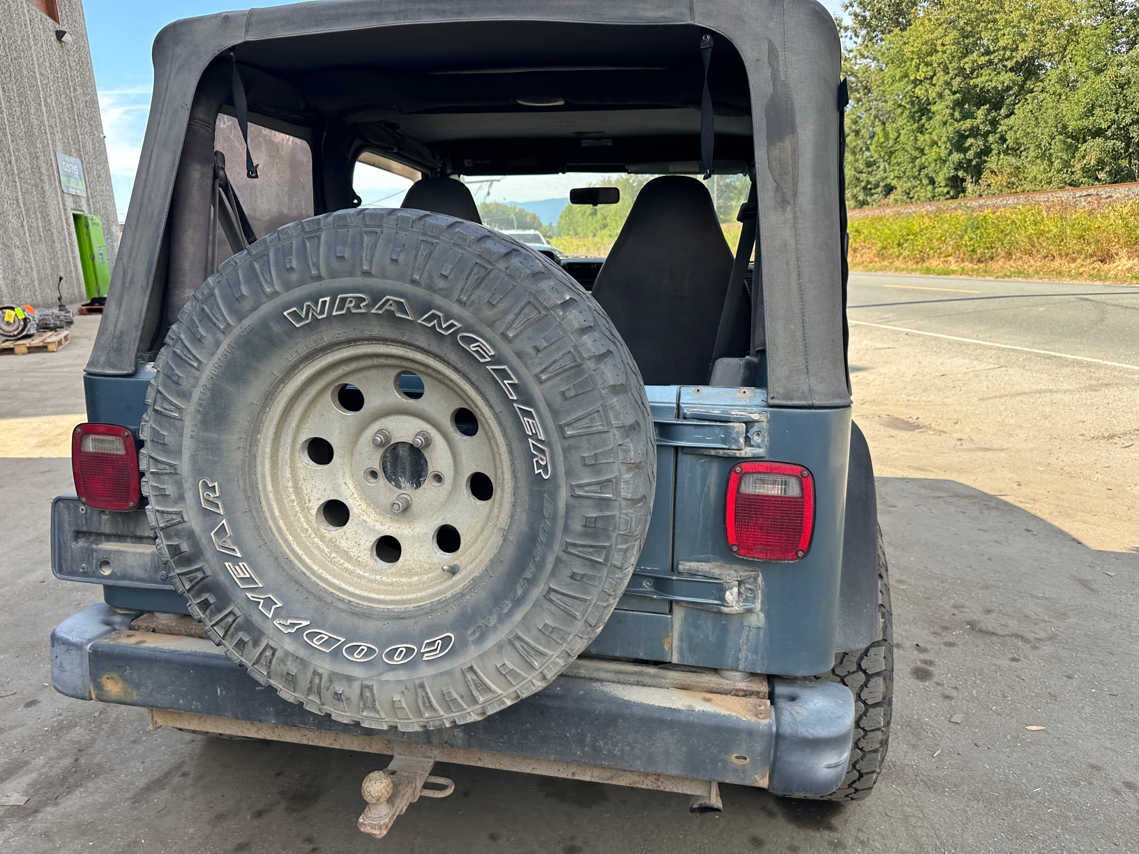 1998 Jeep Wrangler TJ 2.5 – J2536