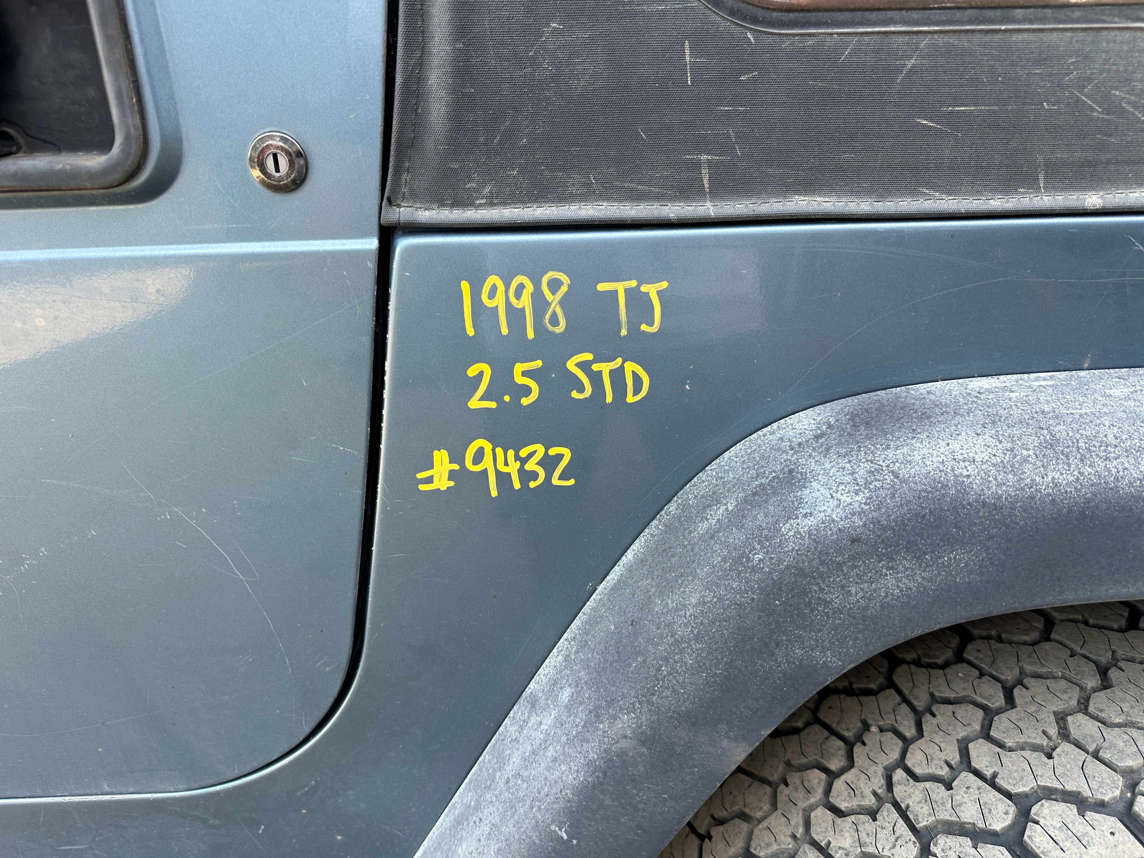 1998 Jeep Wrangler TJ 2.5 – J2536