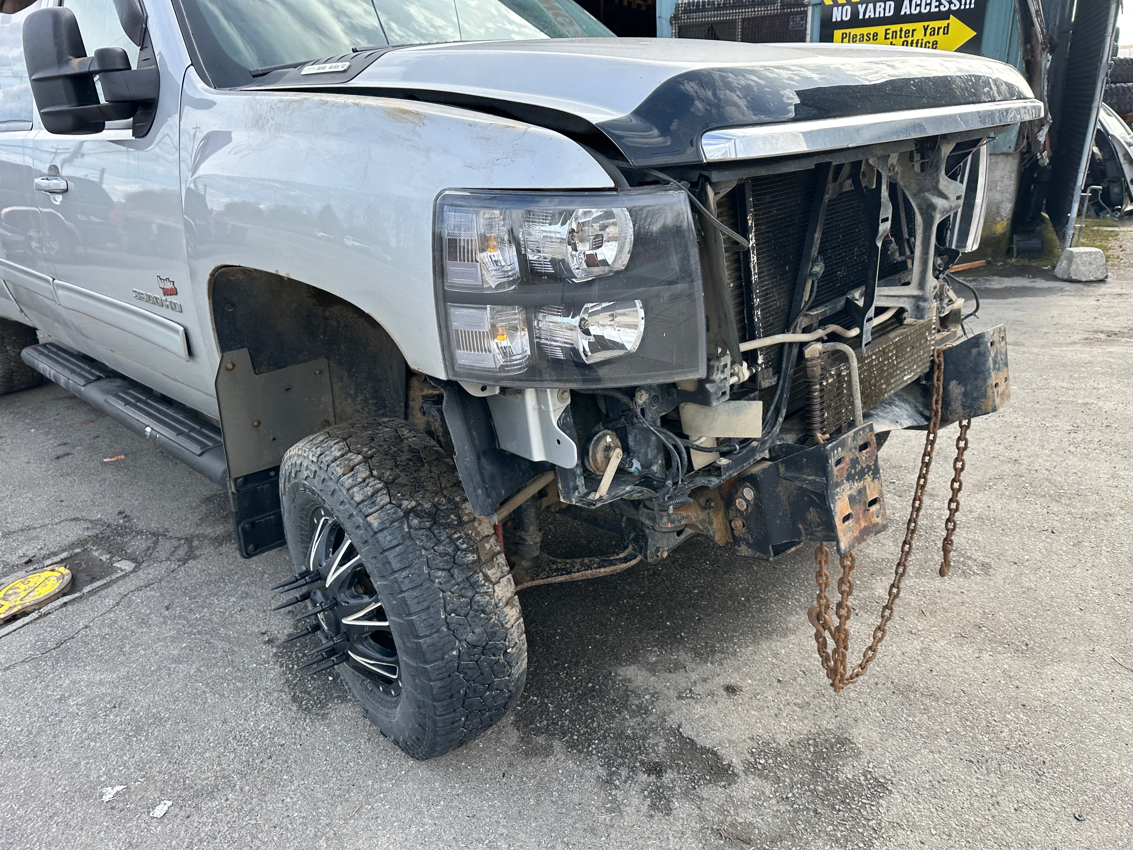 2011 Chevrolet Silverado 3500 Dually LML – C2513