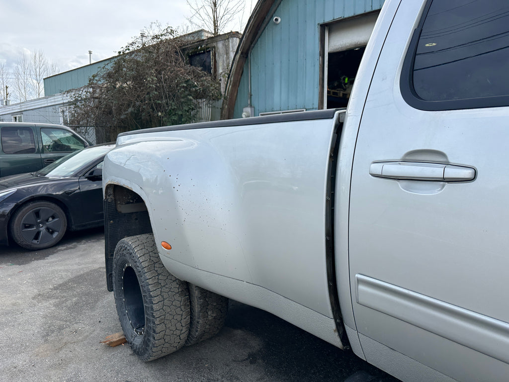 2011 Chevrolet Silverado 3500 Dually LML – C2513