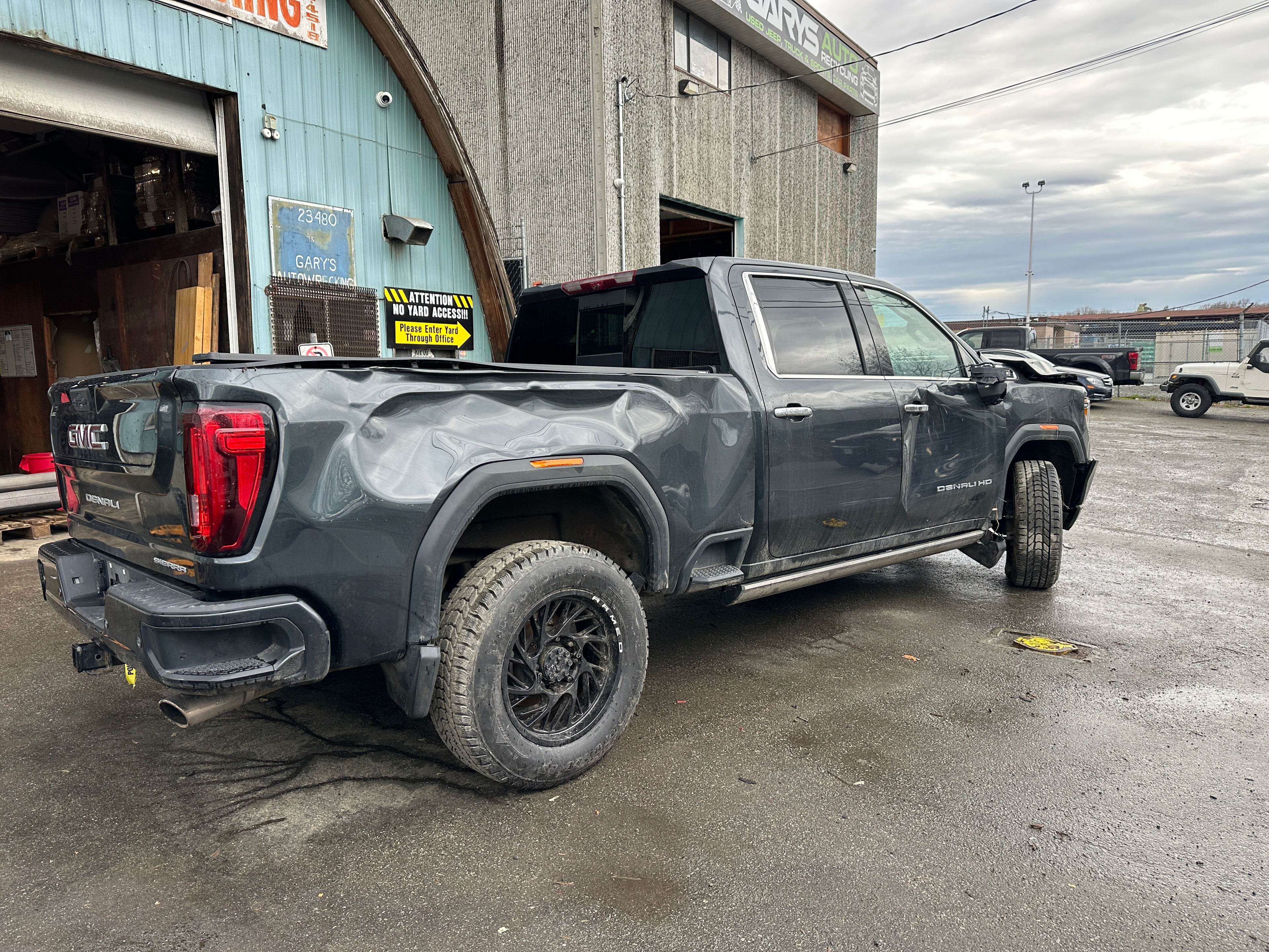 2022 GMC Sierra Denali 2500 6.6 Gas – G2514
