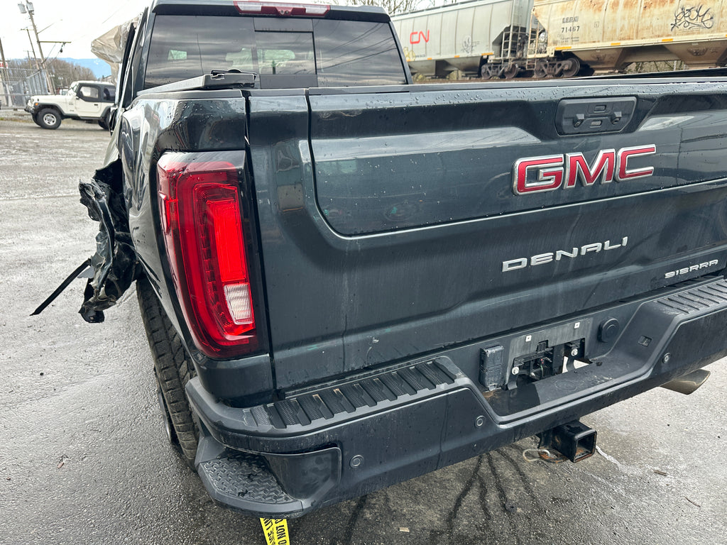 2022 GMC Sierra Denali 2500 6.6 Gas – G2514
