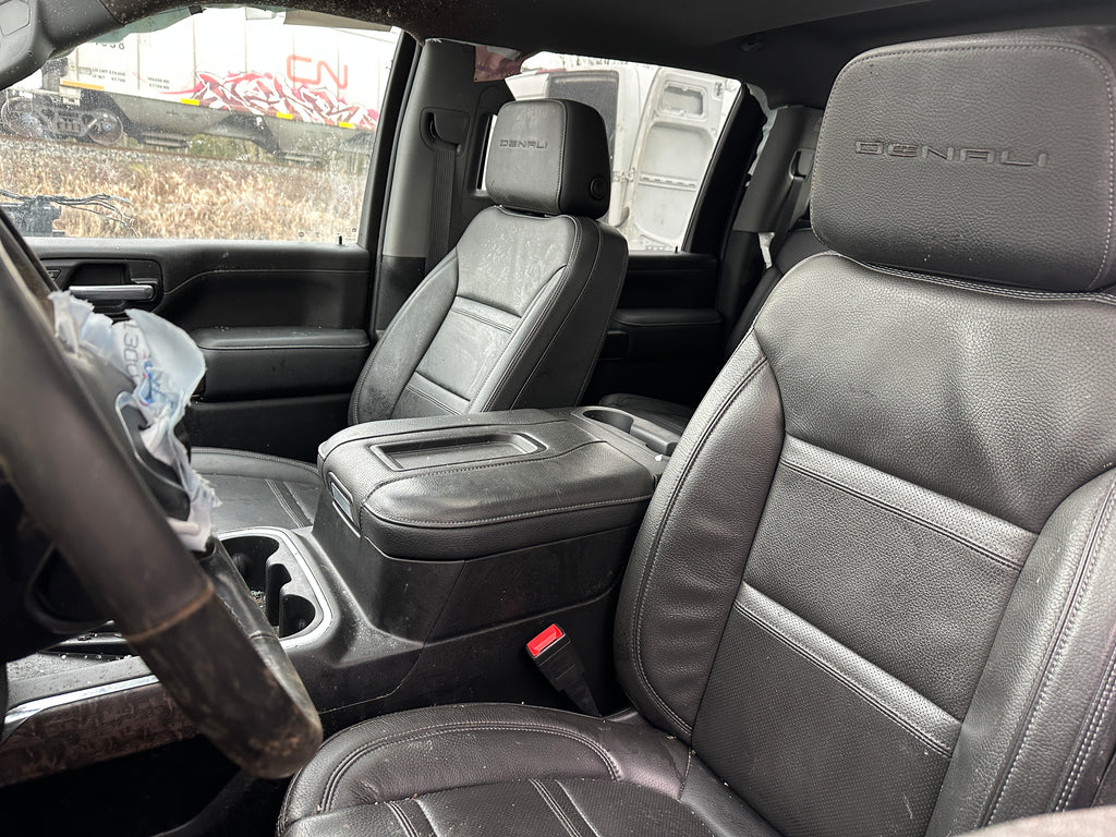2022 GMC Sierra Denali 2500 6.6 Gas – G2514