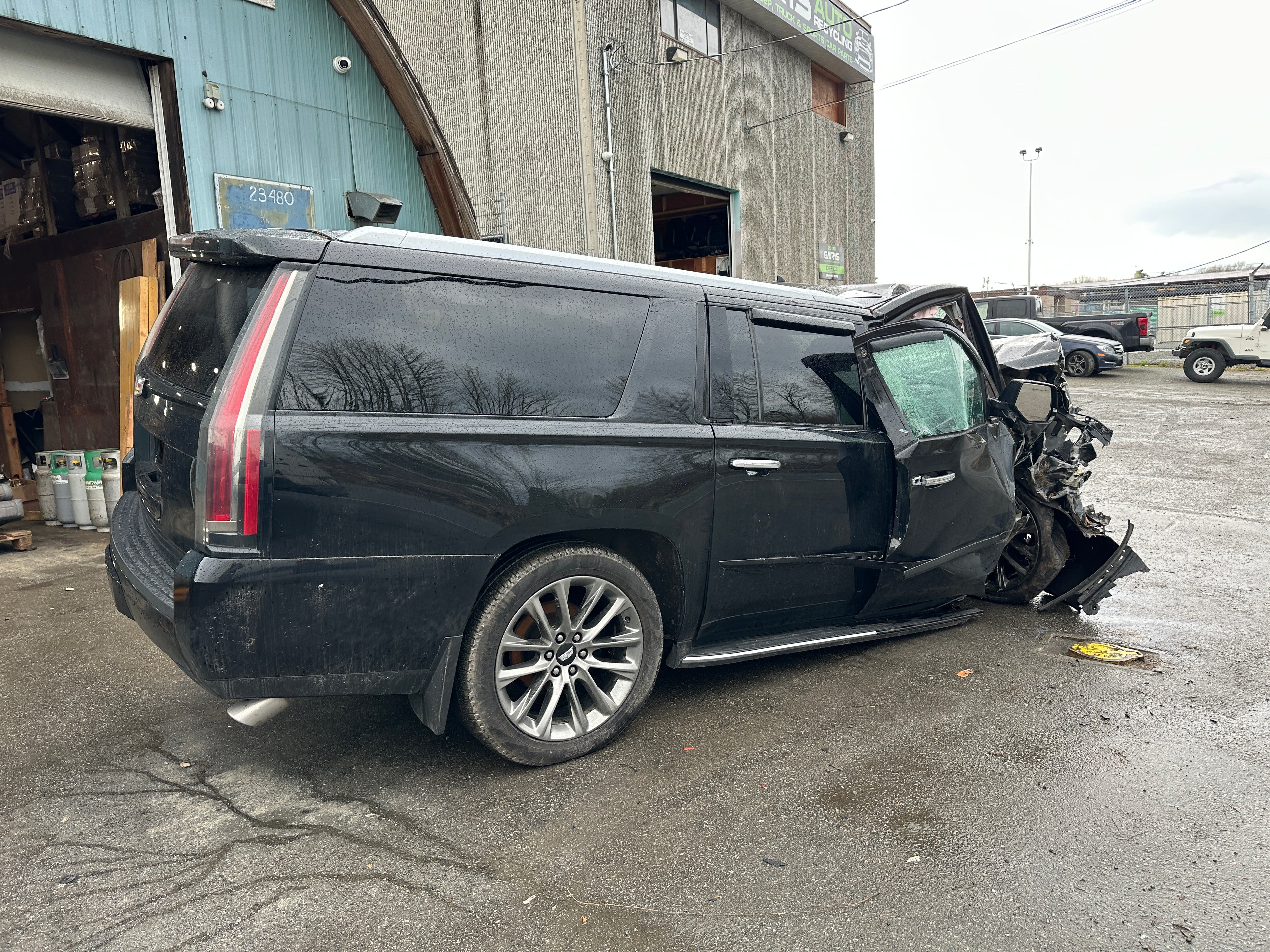 2019 Cadillac Escalade 6.2 – CA2501