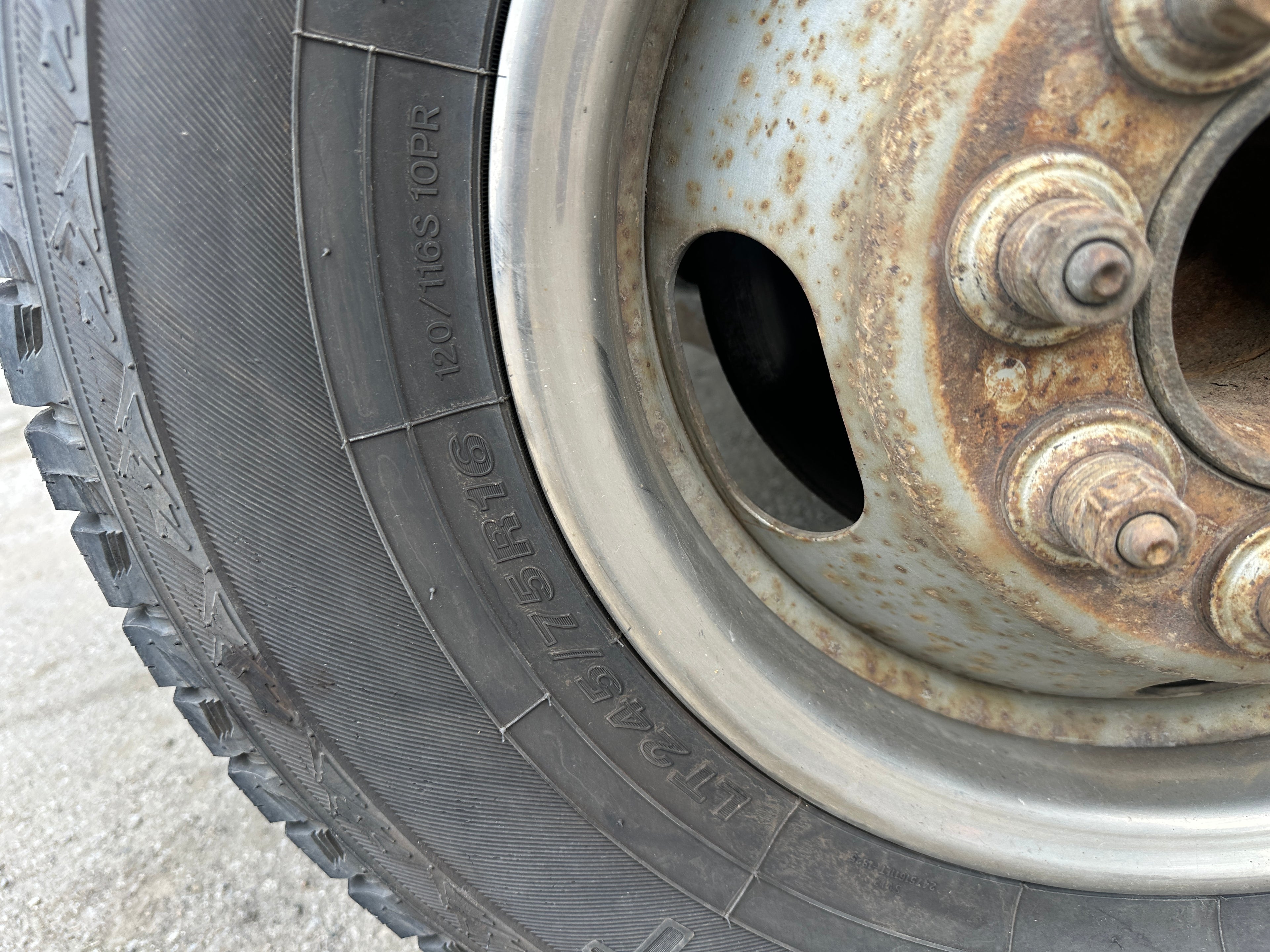 2002 Chevrolet Silverado 3500 LS LT 6.6 LB7 Duramax – C2526