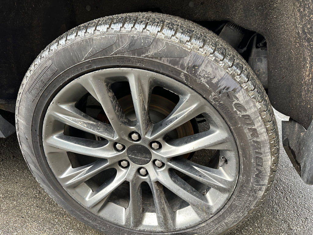 2019 Cadillac Escalade 6.2 – CA2501