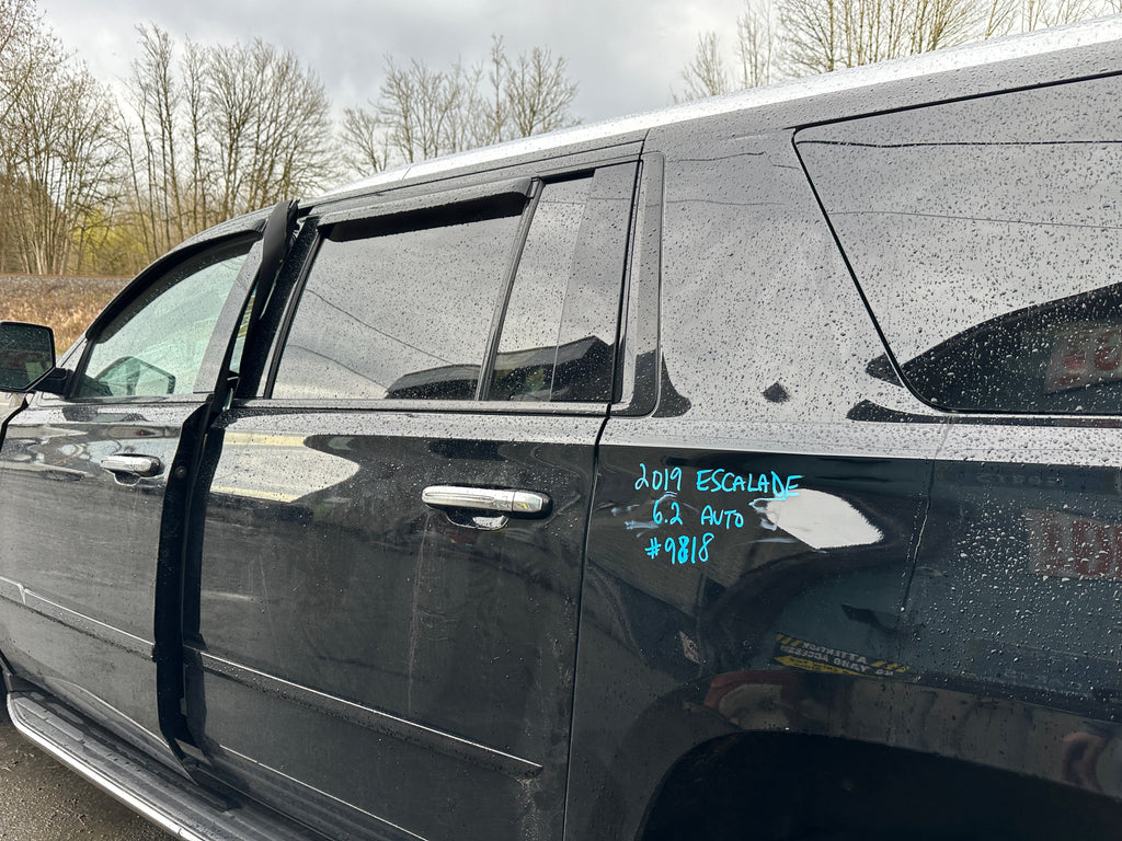 2019 Cadillac Escalade 6.2 – CA2501