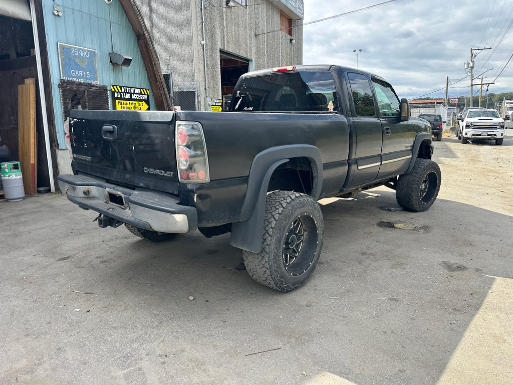 2003 Chevrolet Silverado K2500 6.6 LB7 – C2527