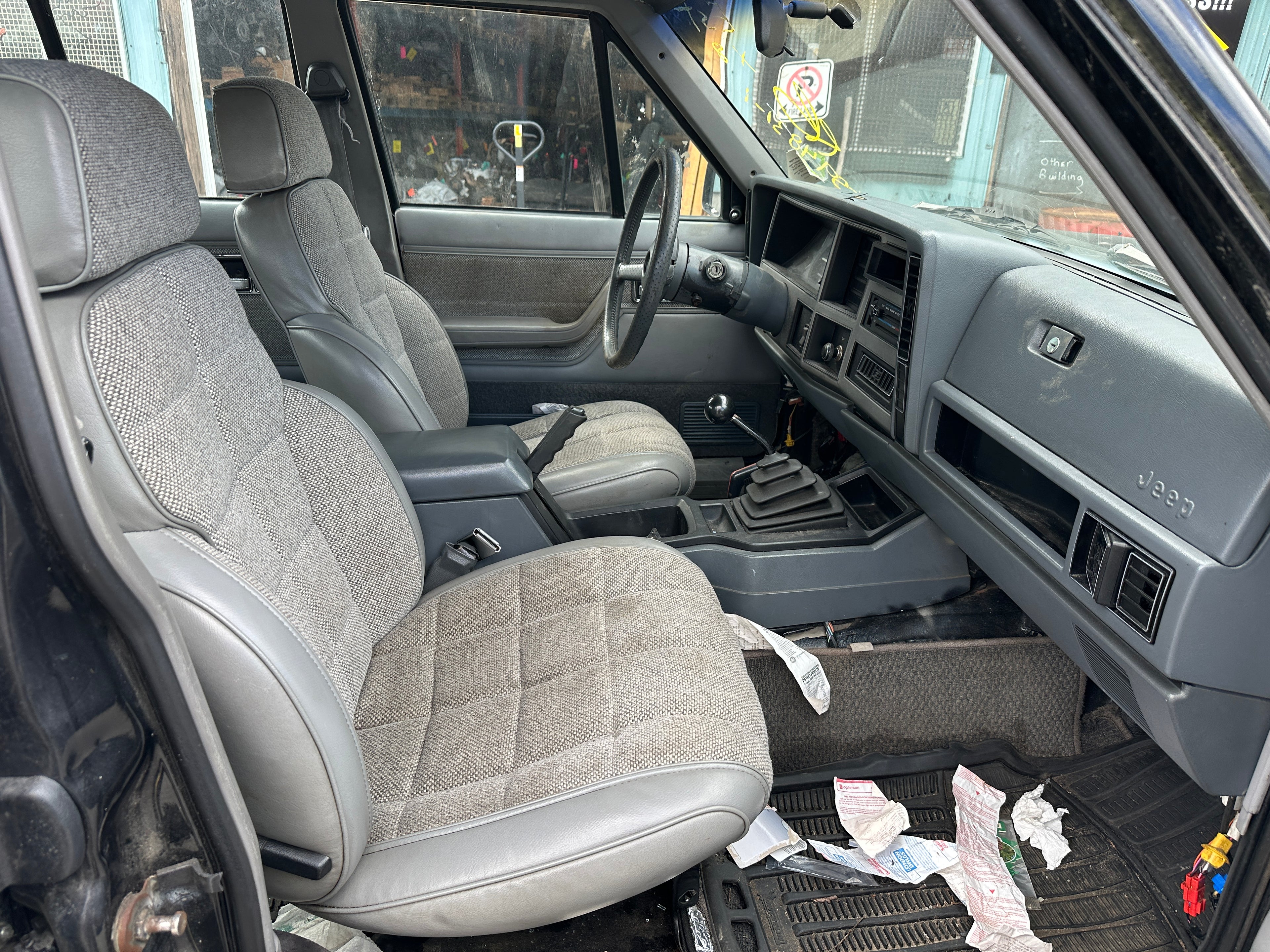 1991 Jeep Cherokee XJ 4.0 – J2516