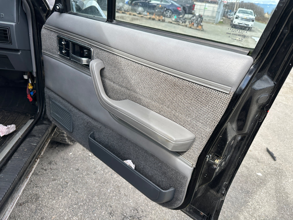 1991 Jeep Cherokee XJ 4.0 – J2516