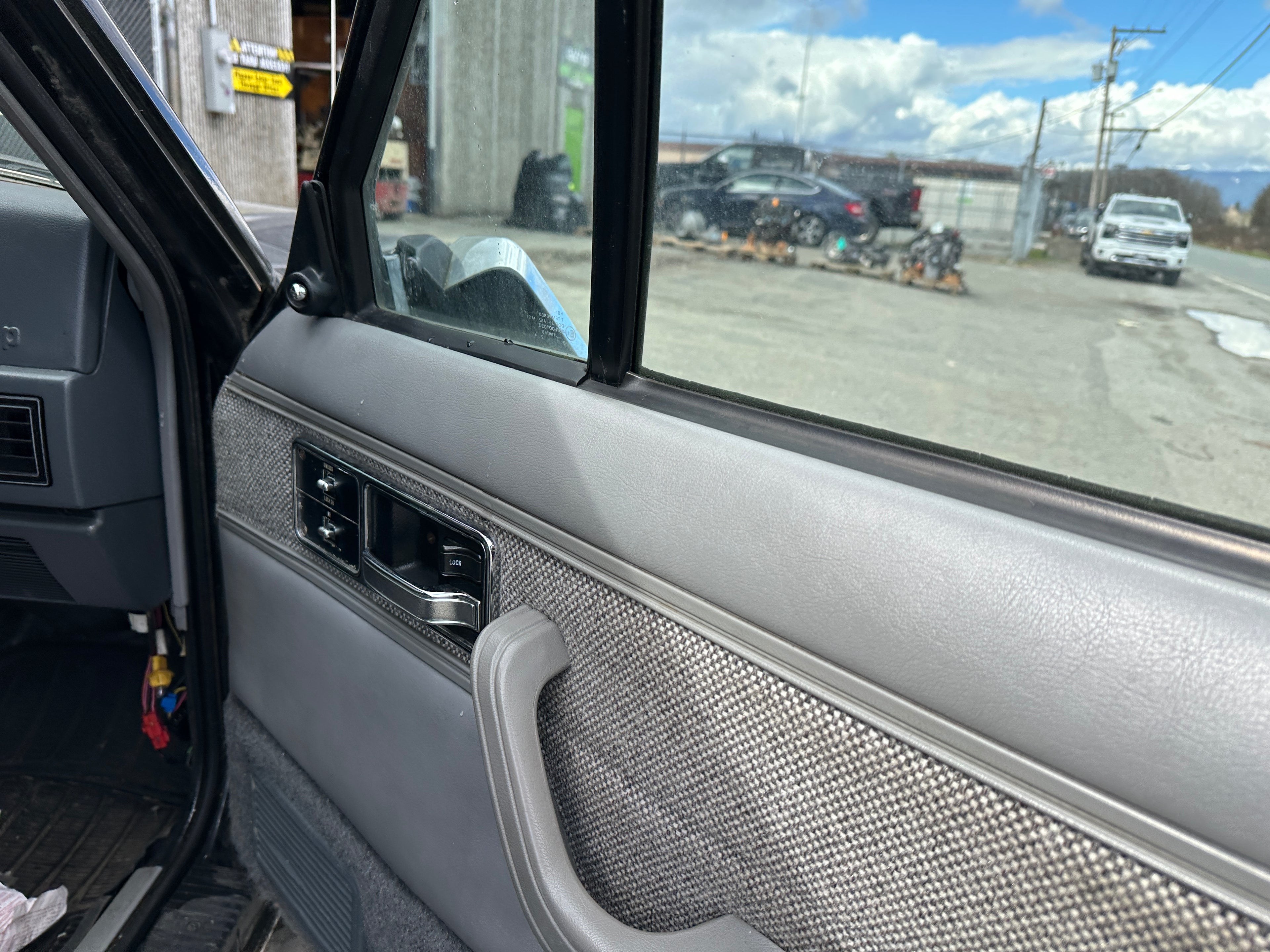 1991 Jeep Cherokee XJ 4.0 – J2516