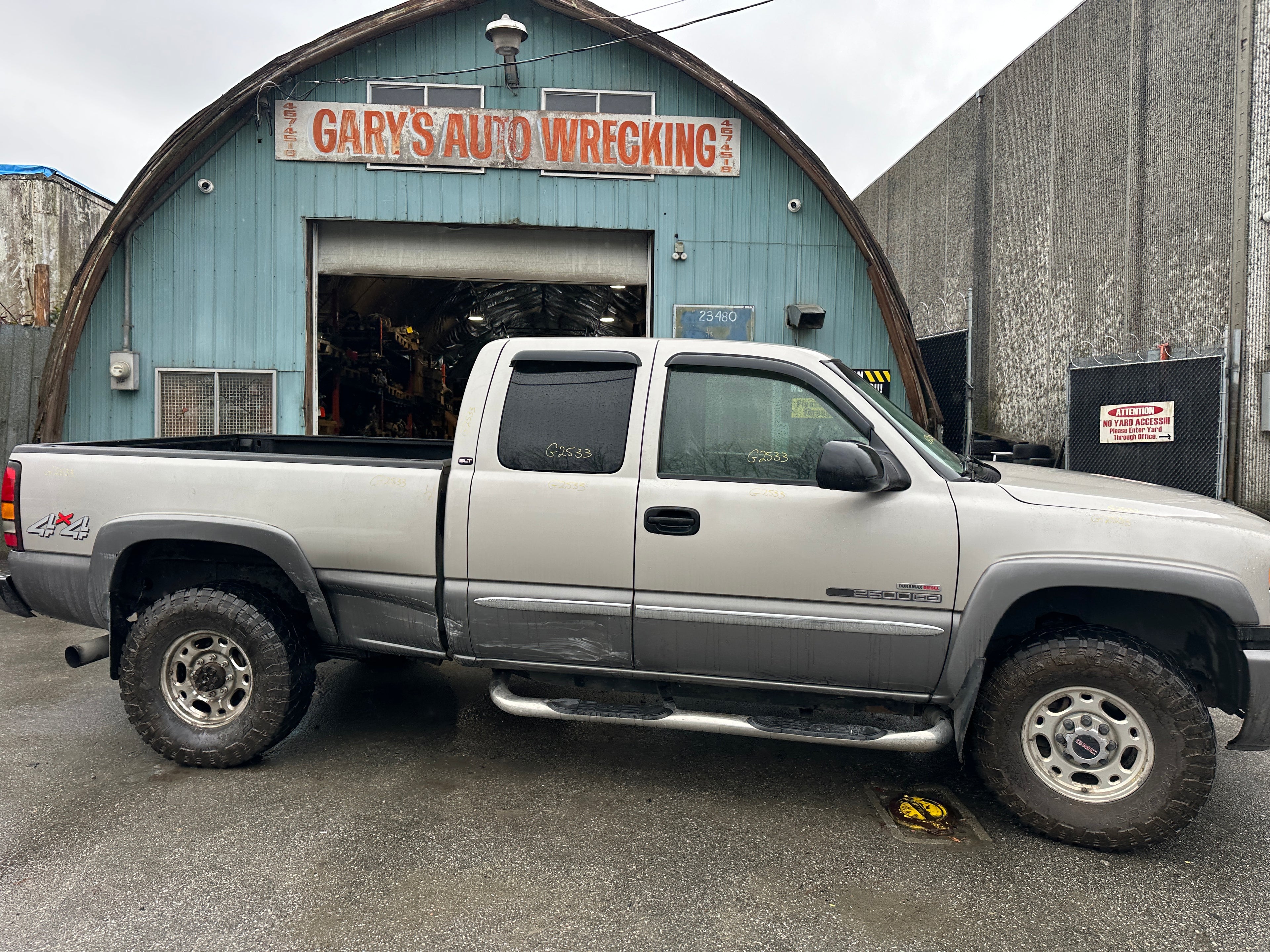 2005 GMC Sierra K2500HD 6.6 LLY Duramax – G2533