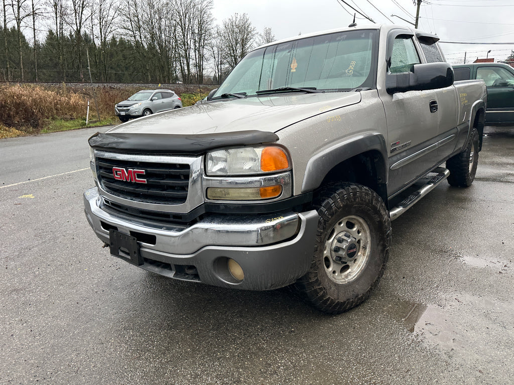 2005 GMC Sierra K2500HD 6.6 LLY Duramax – G2533