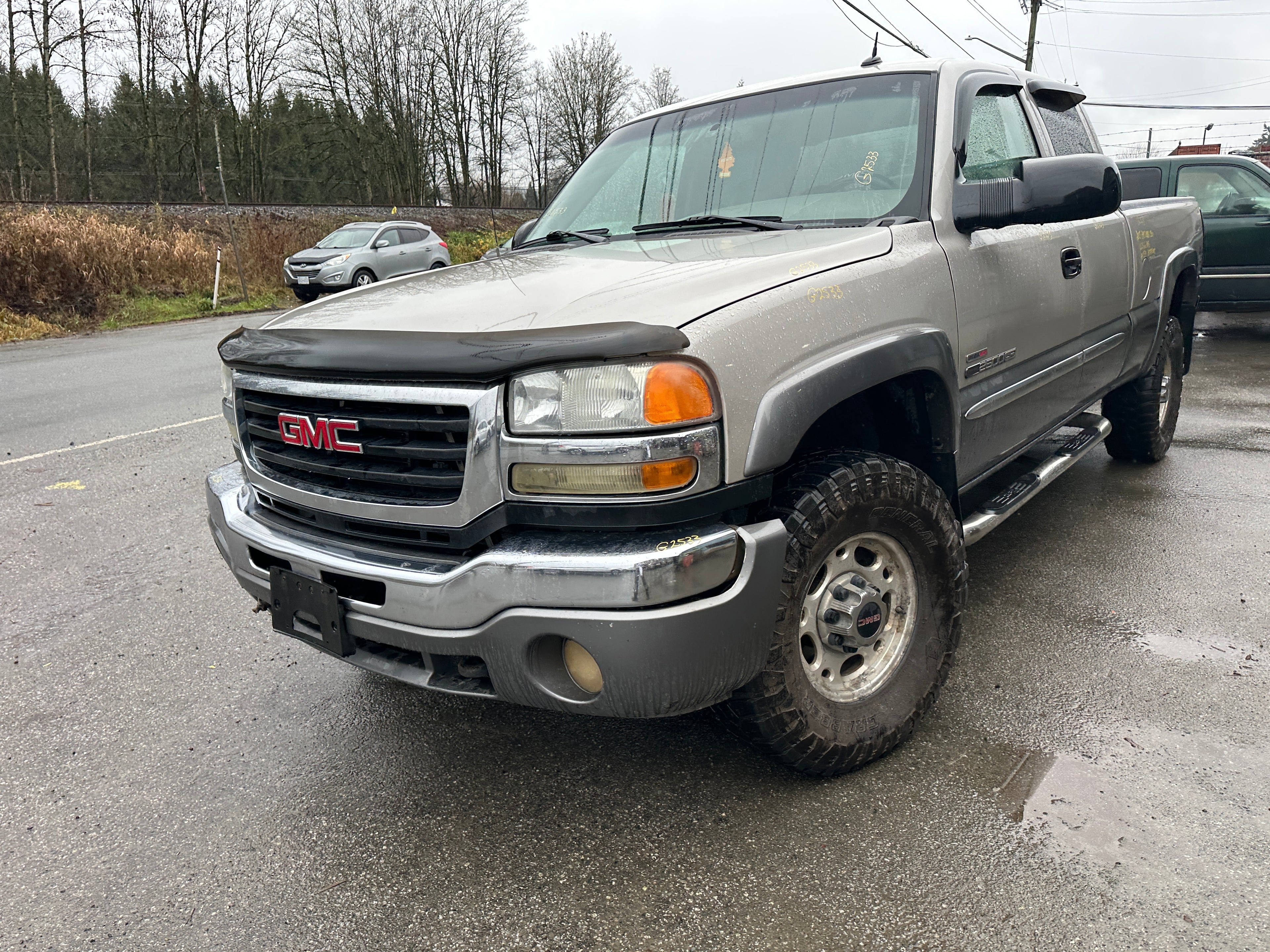2005 GMC Sierra K2500HD 6.6 LLY Duramax – G2533