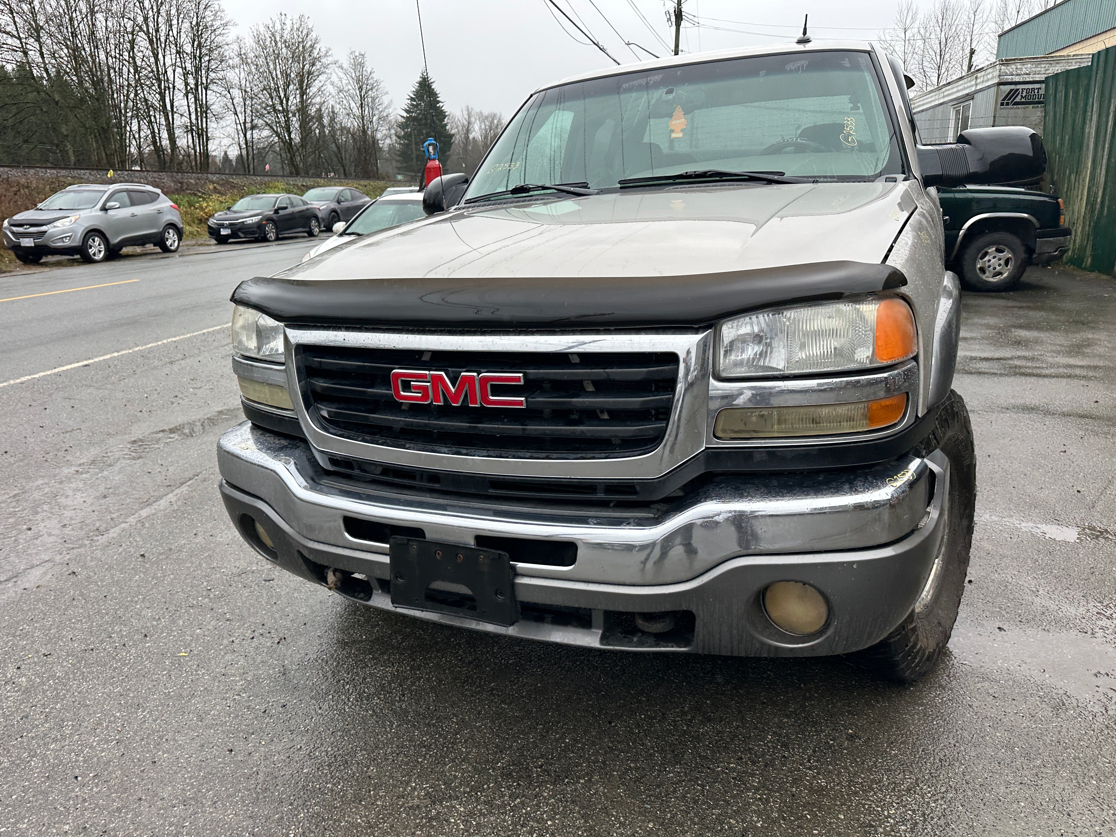 2005 GMC Sierra K2500HD 6.6 LLY Duramax – G2533