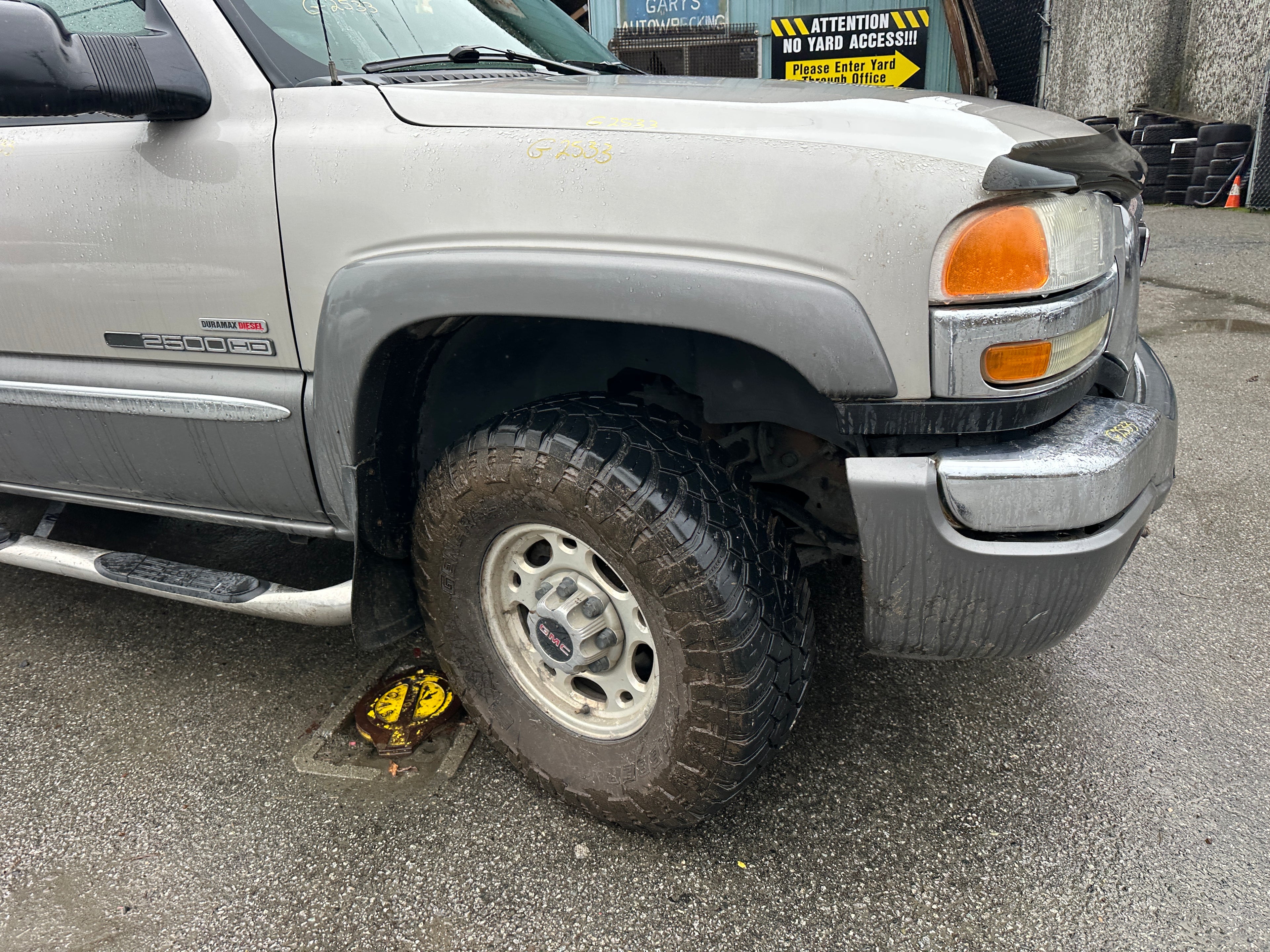 2005 GMC Sierra K2500HD 6.6 LLY Duramax – G2533