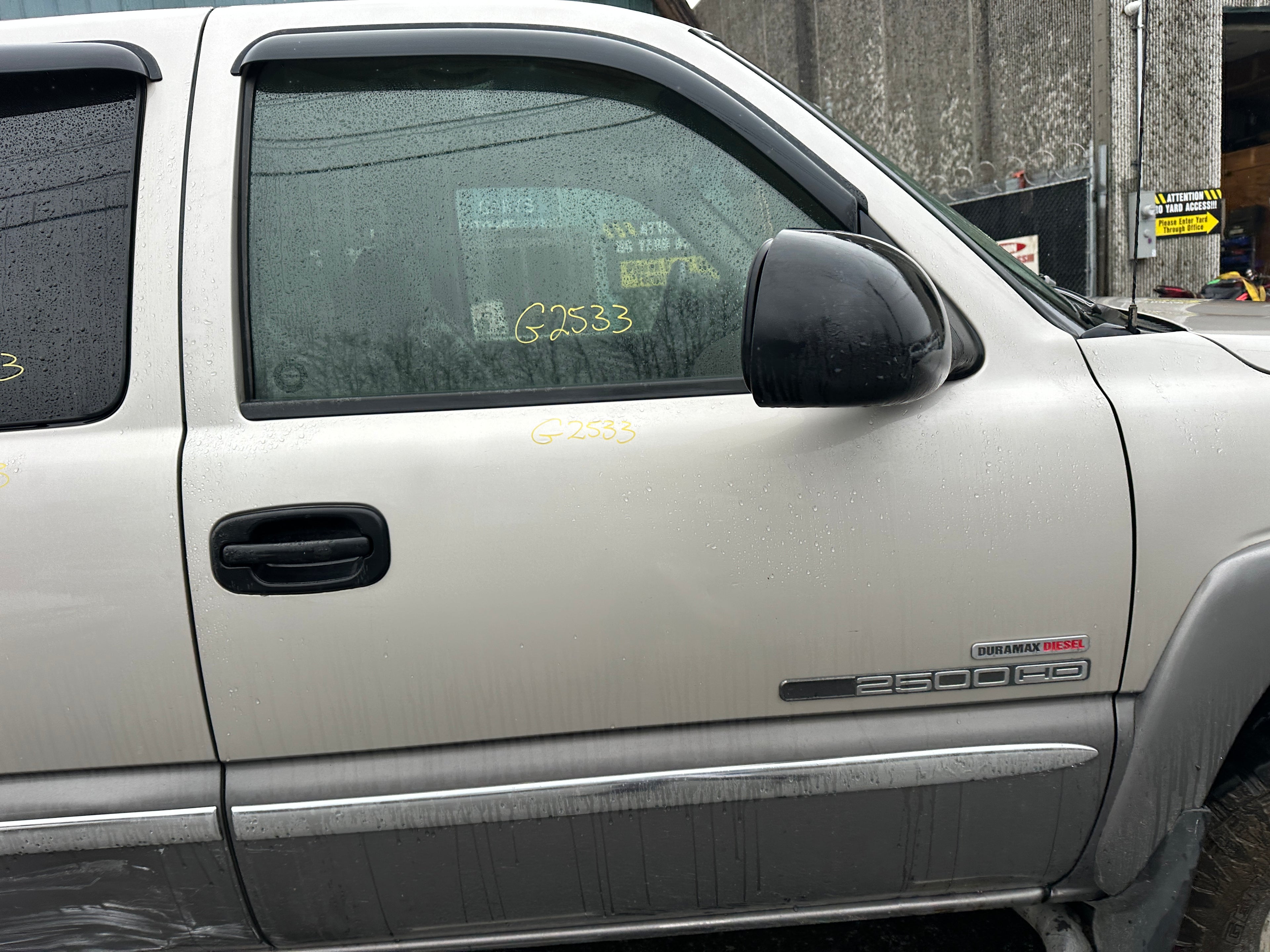 2005 GMC Sierra K2500HD 6.6 LLY Duramax – G2533