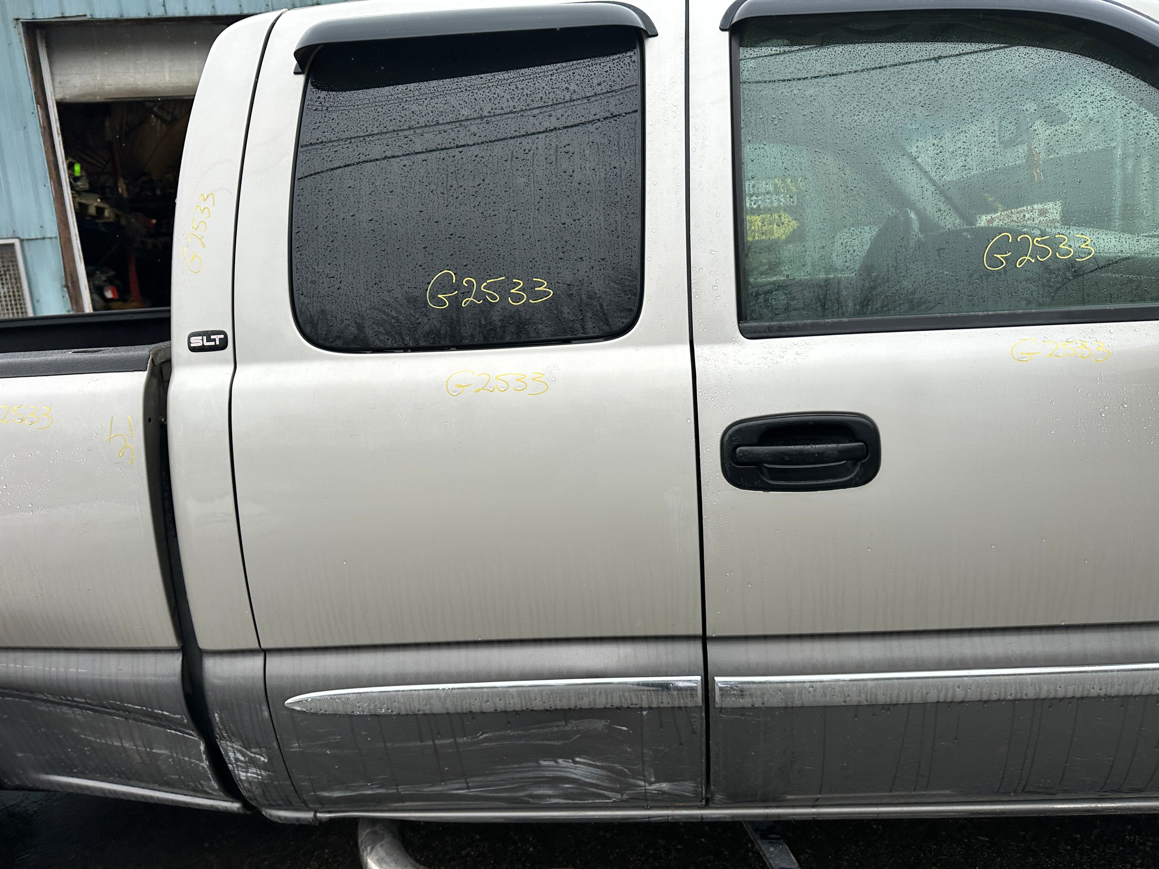 2005 GMC Sierra K2500HD 6.6 LLY Duramax – G2533