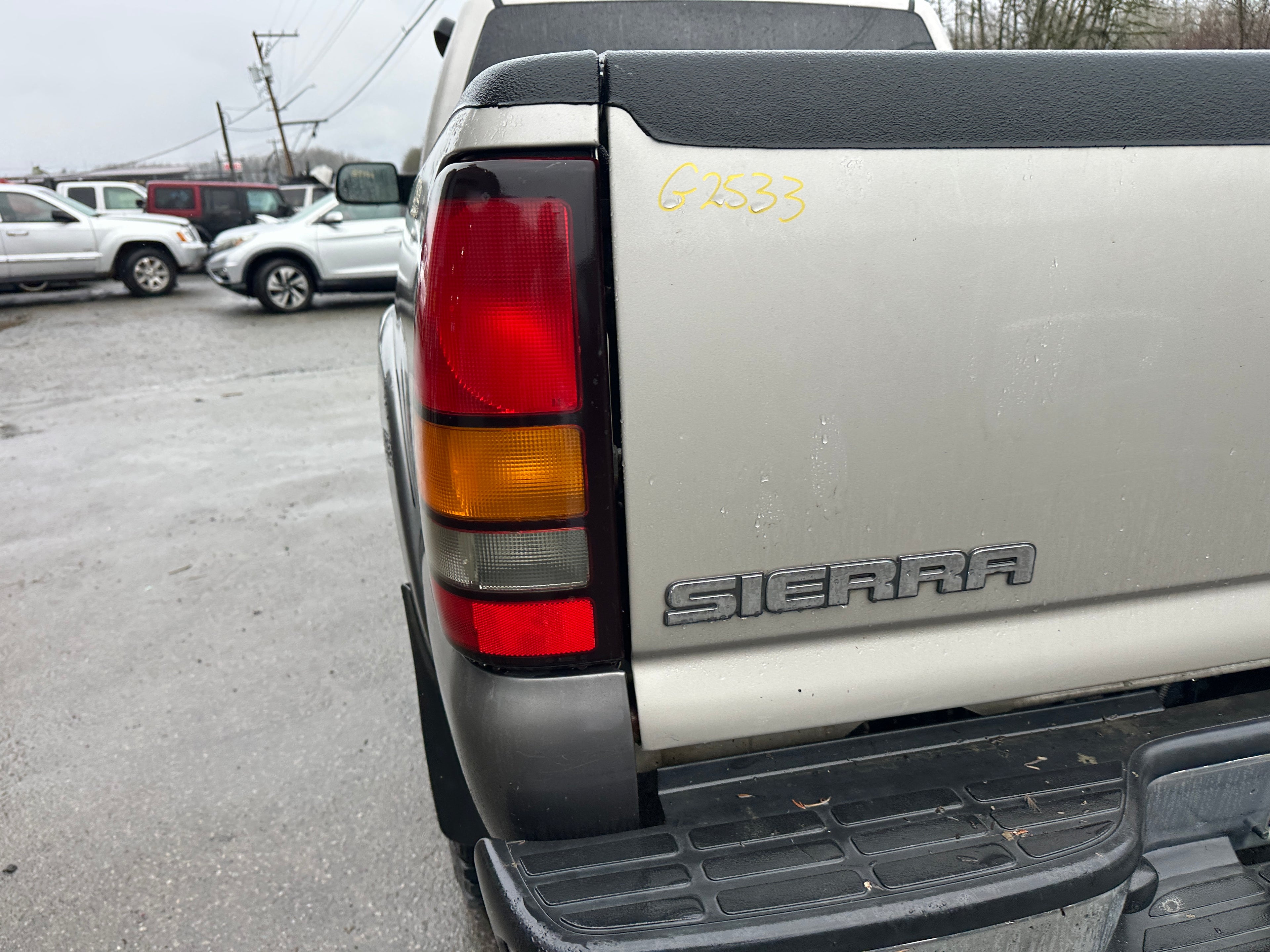 2005 GMC Sierra K2500HD 6.6 LLY Duramax – G2533