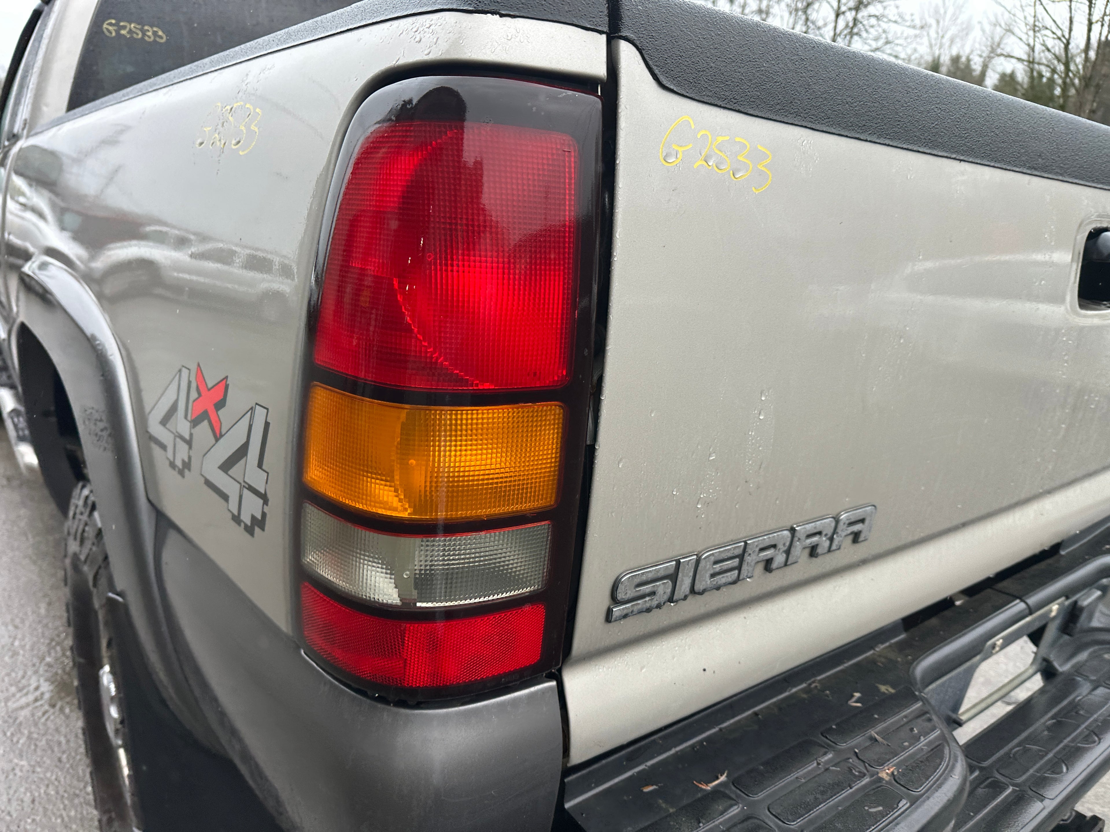 2005 GMC Sierra K2500HD 6.6 LLY Duramax – G2533