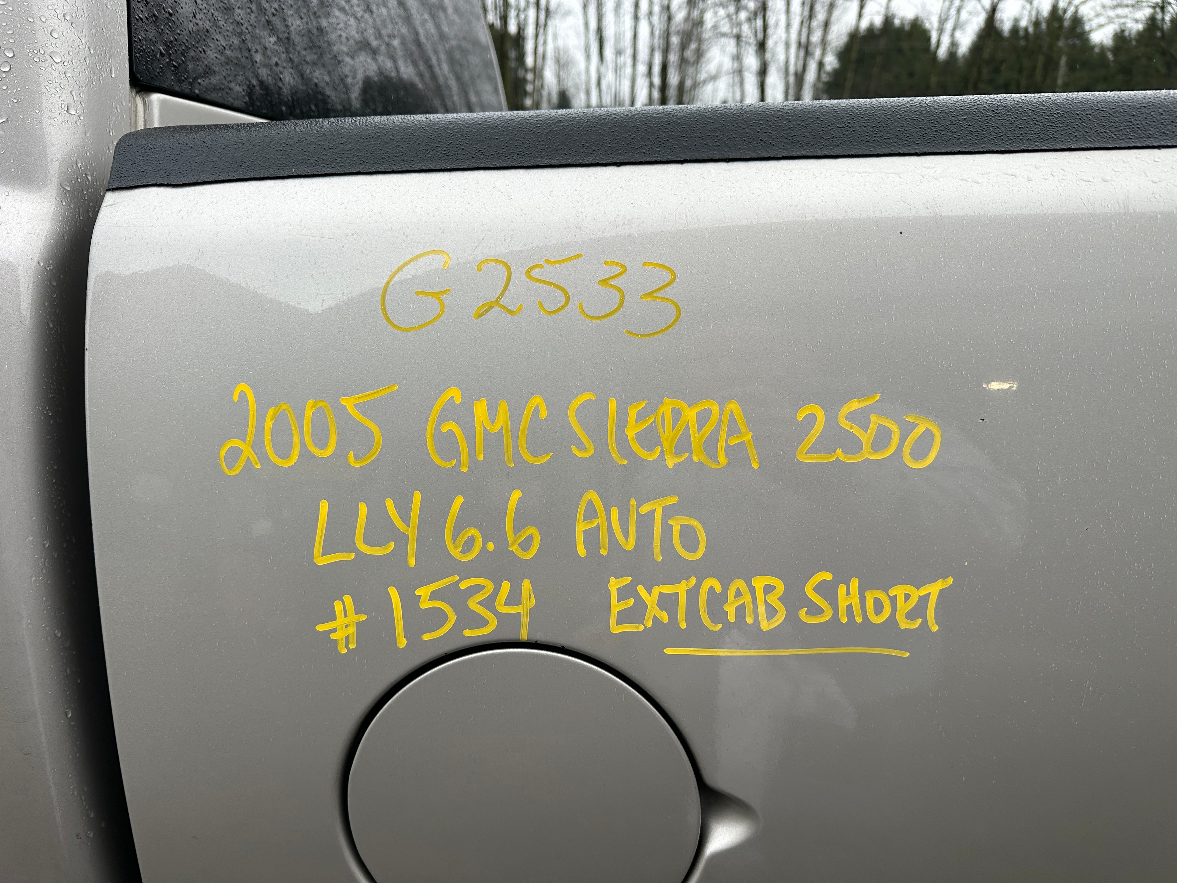 2005 GMC Sierra K2500HD 6.6 LLY Duramax – G2533