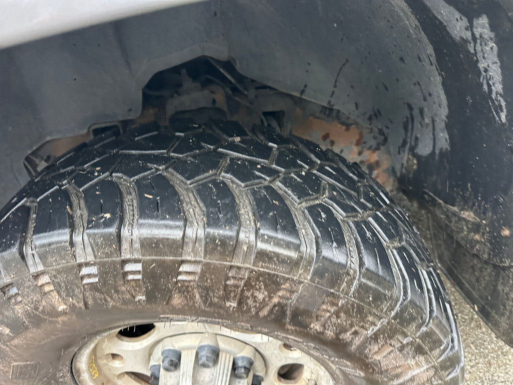 2005 GMC Sierra K2500HD 6.6 LLY Duramax – G2533