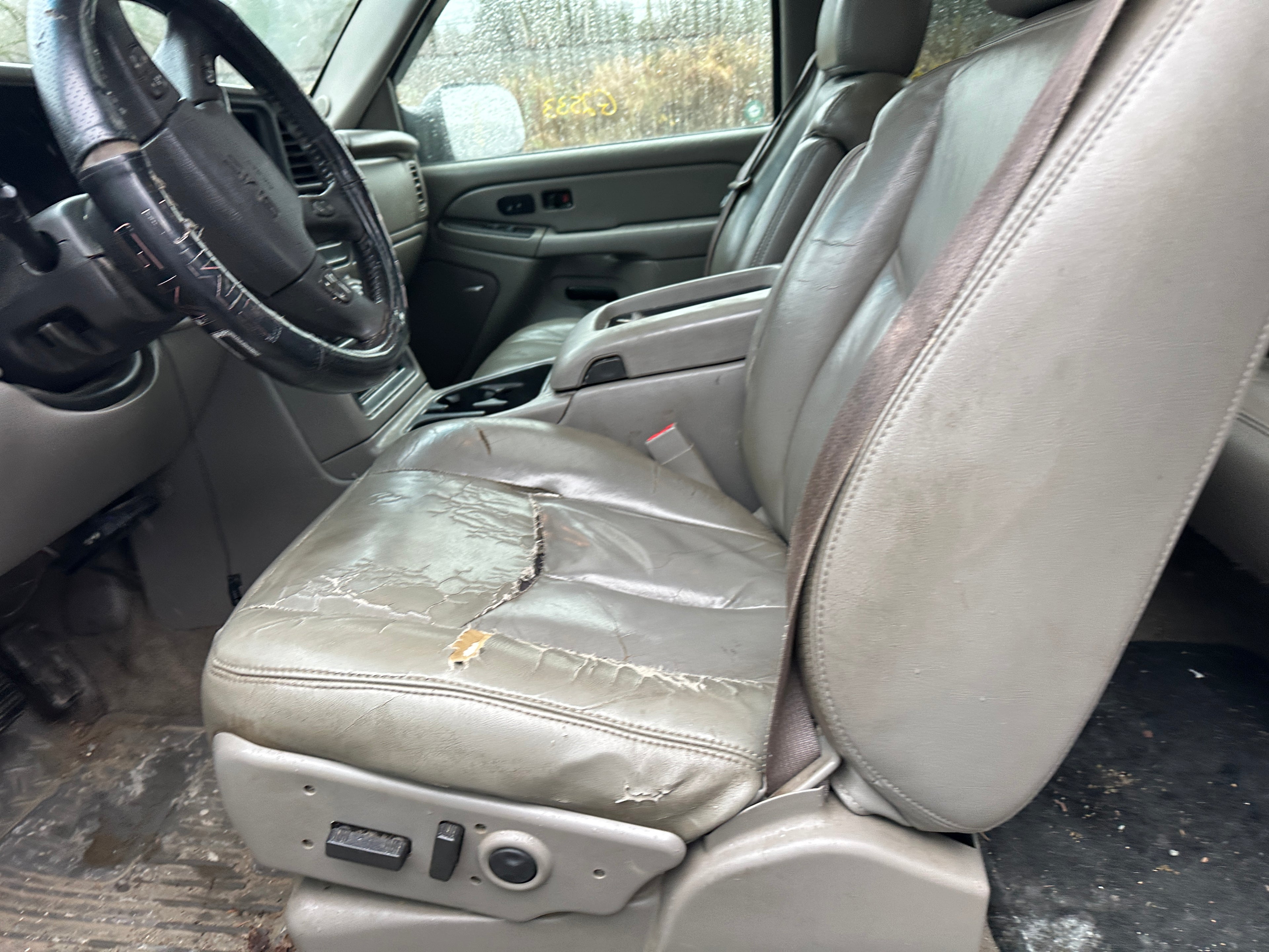 2005 GMC Sierra K2500HD 6.6 LLY Duramax – G2533