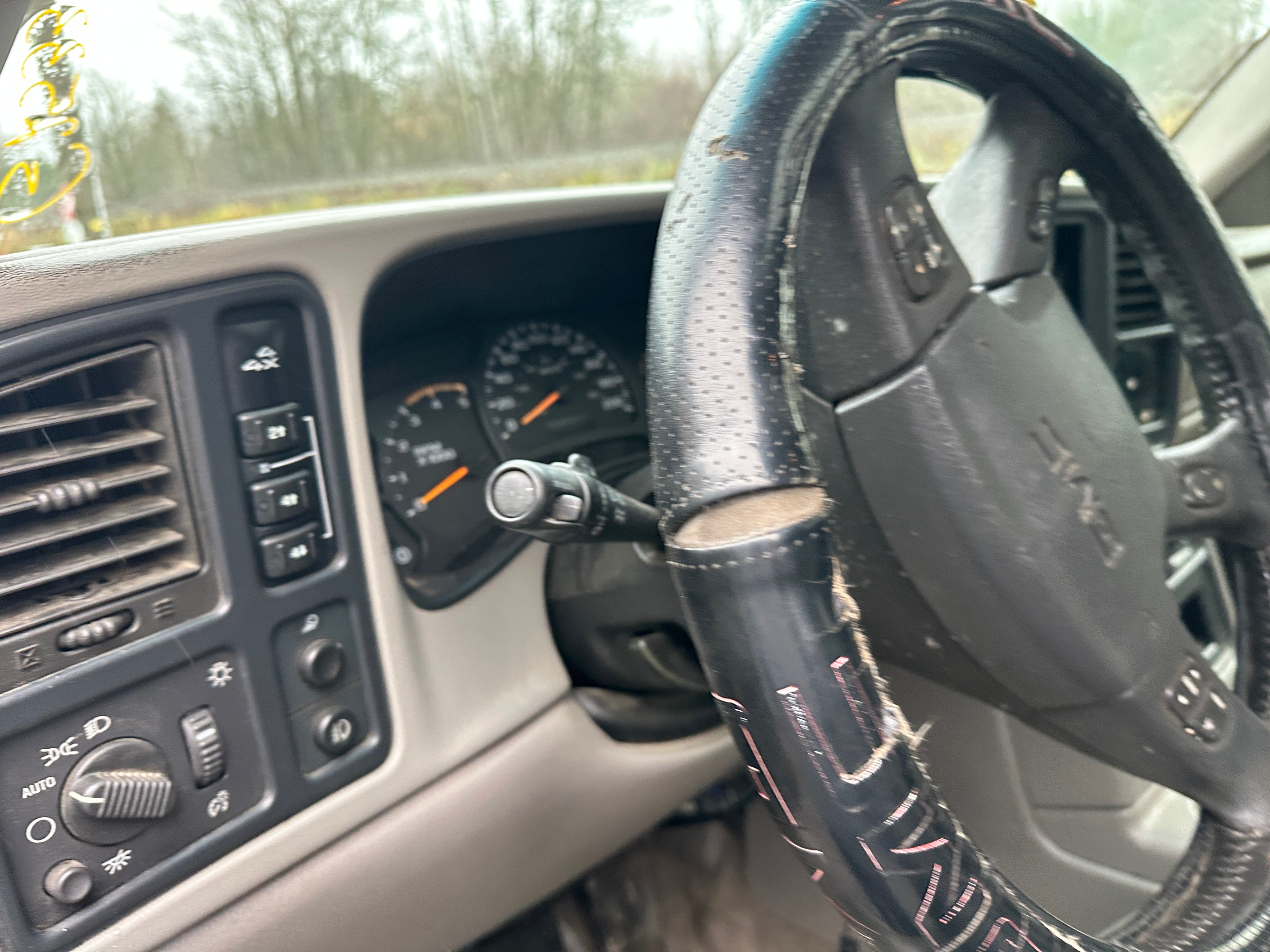 2005 GMC Sierra K2500HD 6.6 LLY Duramax – G2533