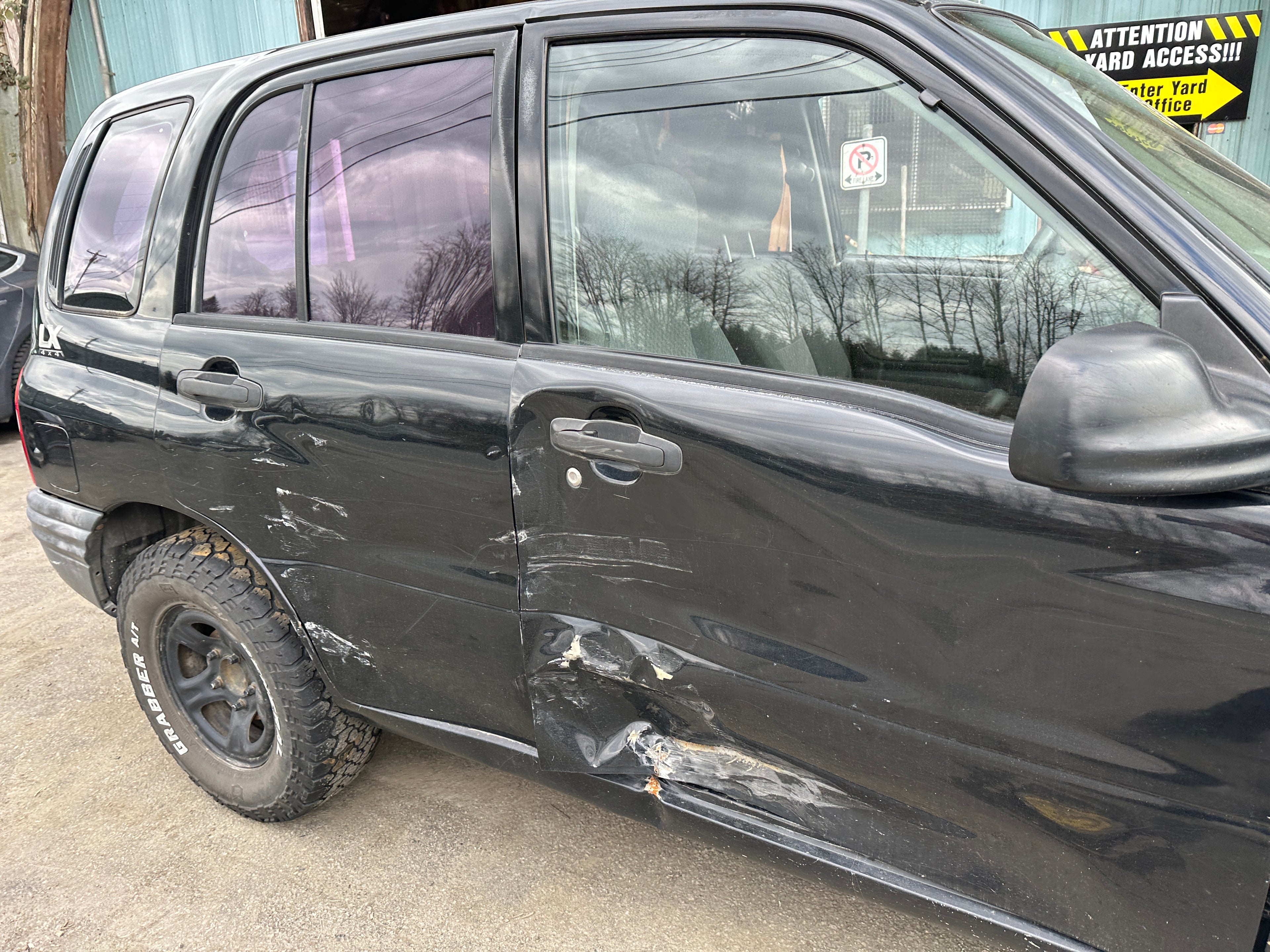 2003 Chevrolet Tracker 2.0 – C2516