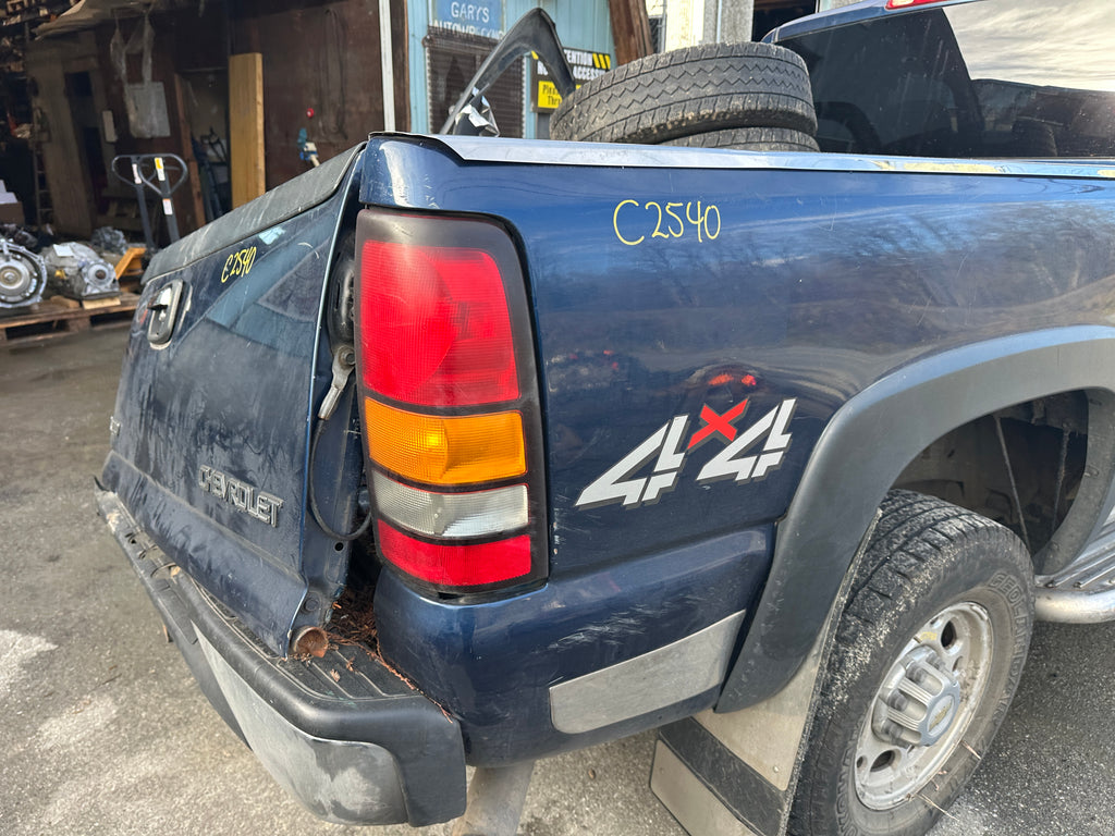 2002 Chevrolet Silverado K2500HD 6.6 LB7 Duramax – C2540