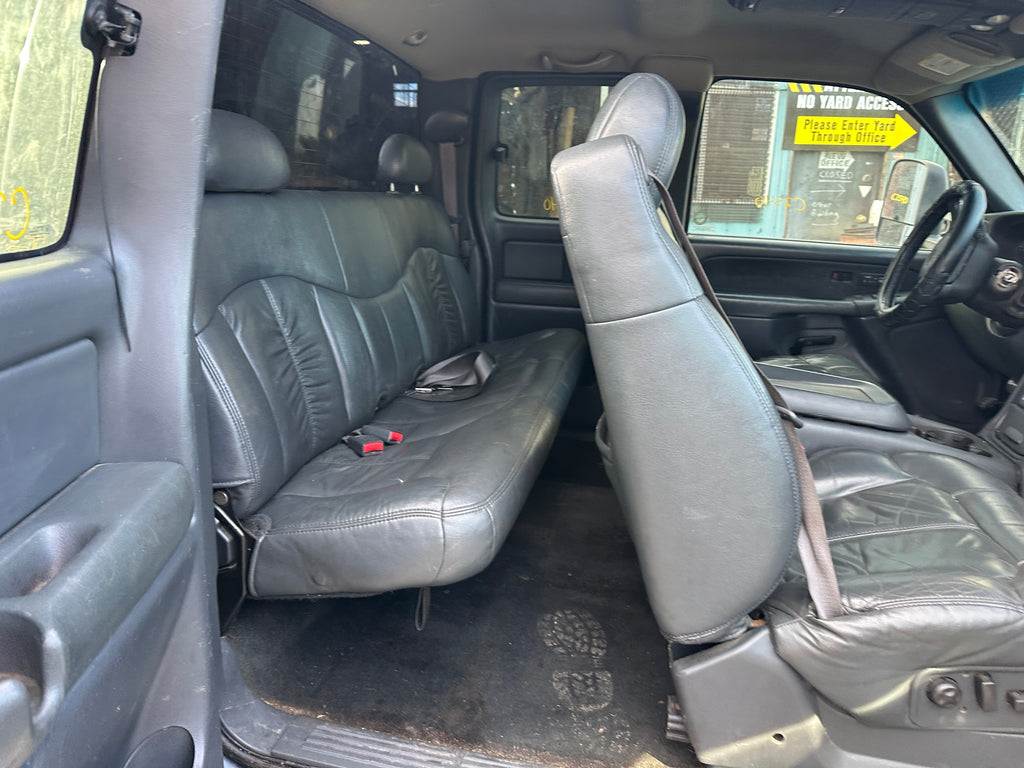 2002 Chevrolet Silverado K2500HD 6.6 LB7 Duramax – C2540