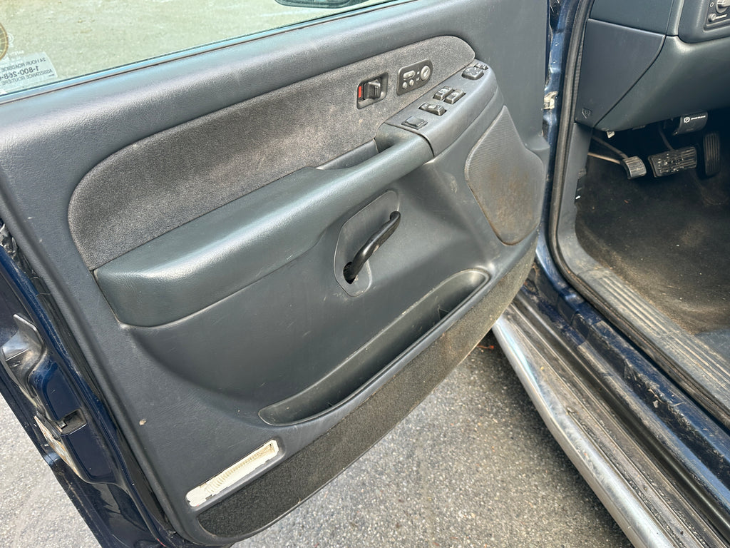 2002 Chevrolet Silverado K2500HD 6.6 LB7 Duramax – C2540