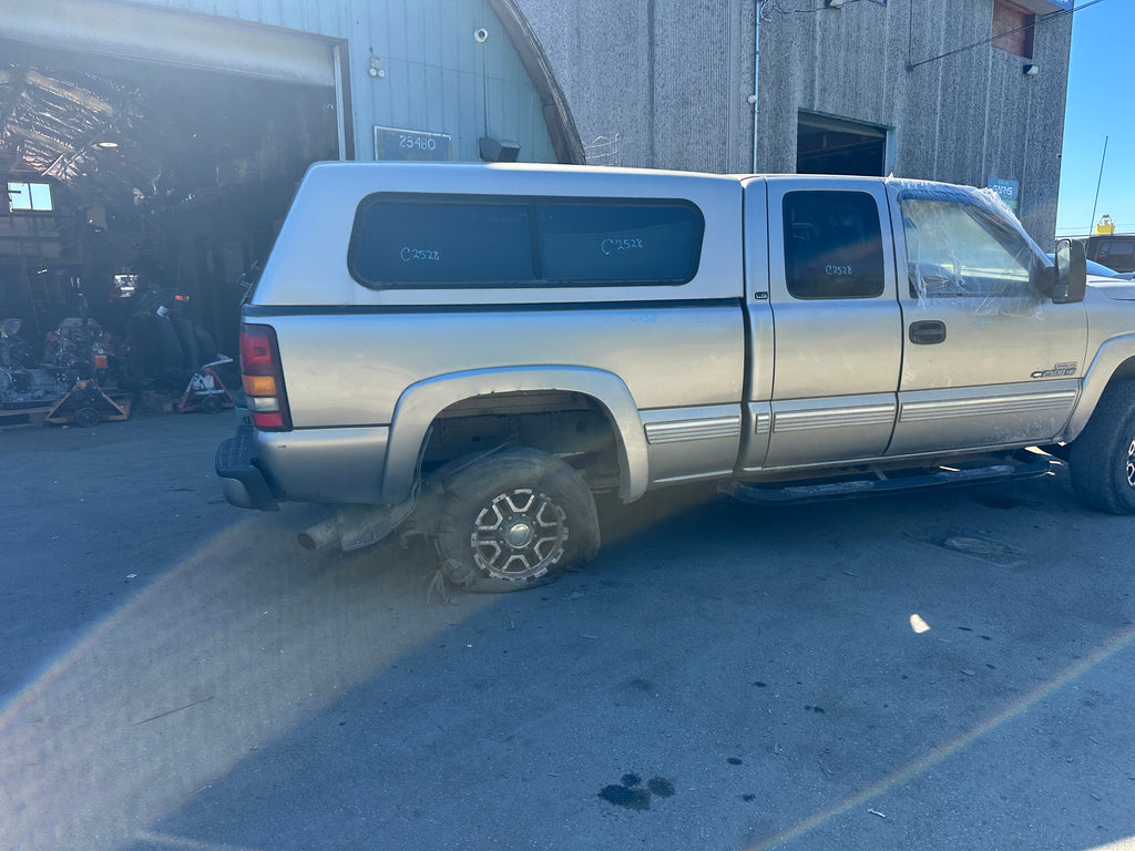 2001 Chevrolet Silverado C2500HD 6.6 LB7 Duramax – C2528