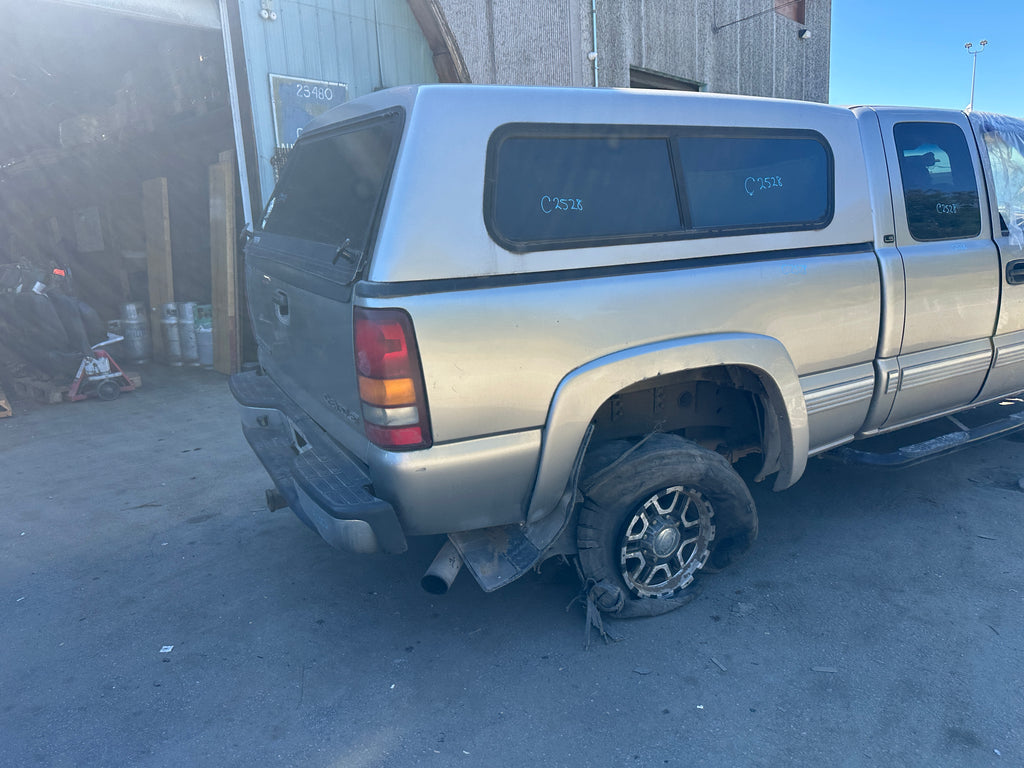 2001 Chevrolet Silverado C2500HD 6.6 LB7 Duramax – C2528