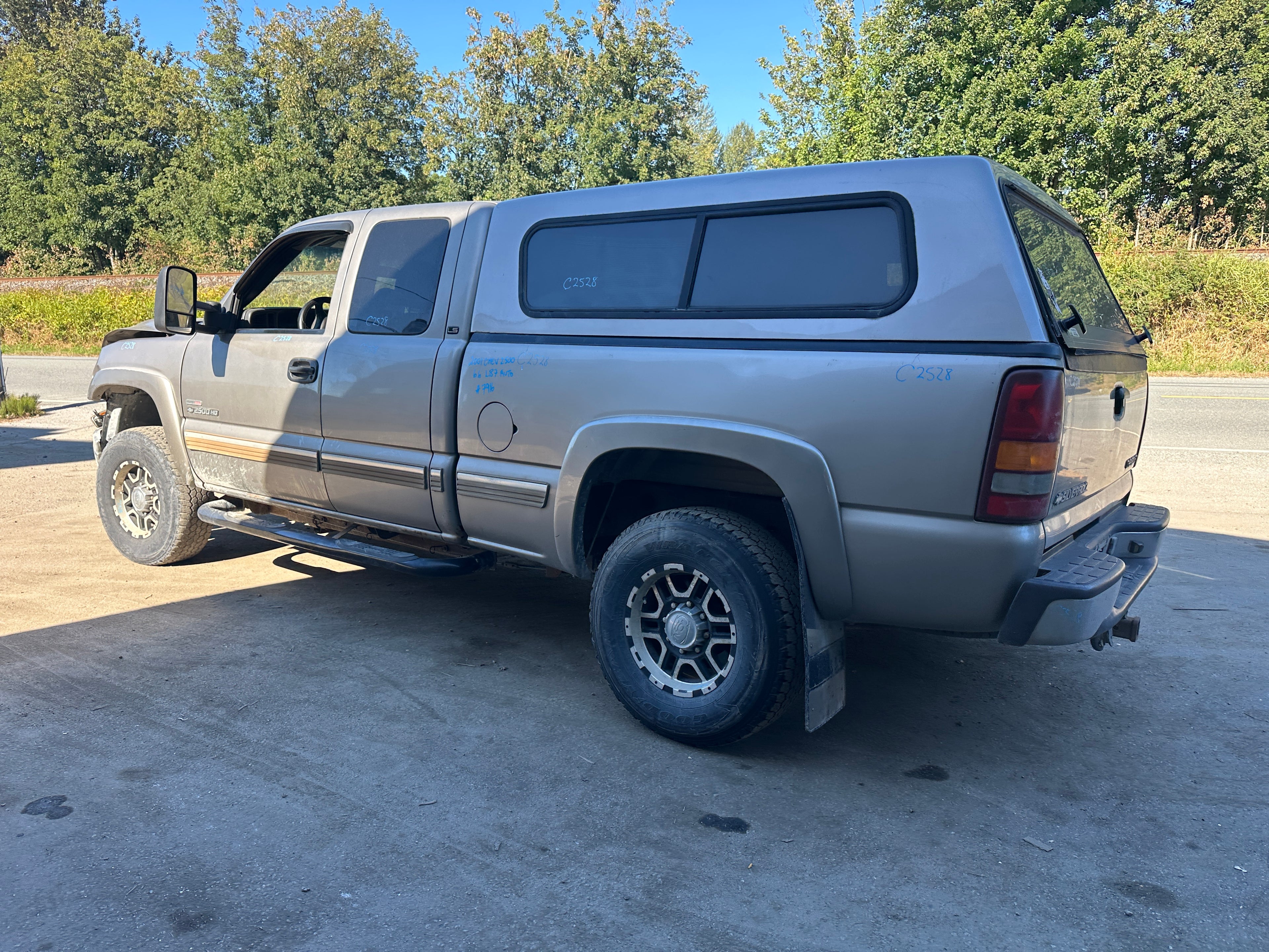 2001 Chevrolet Silverado C2500HD 6.6 LB7 Duramax – C2528